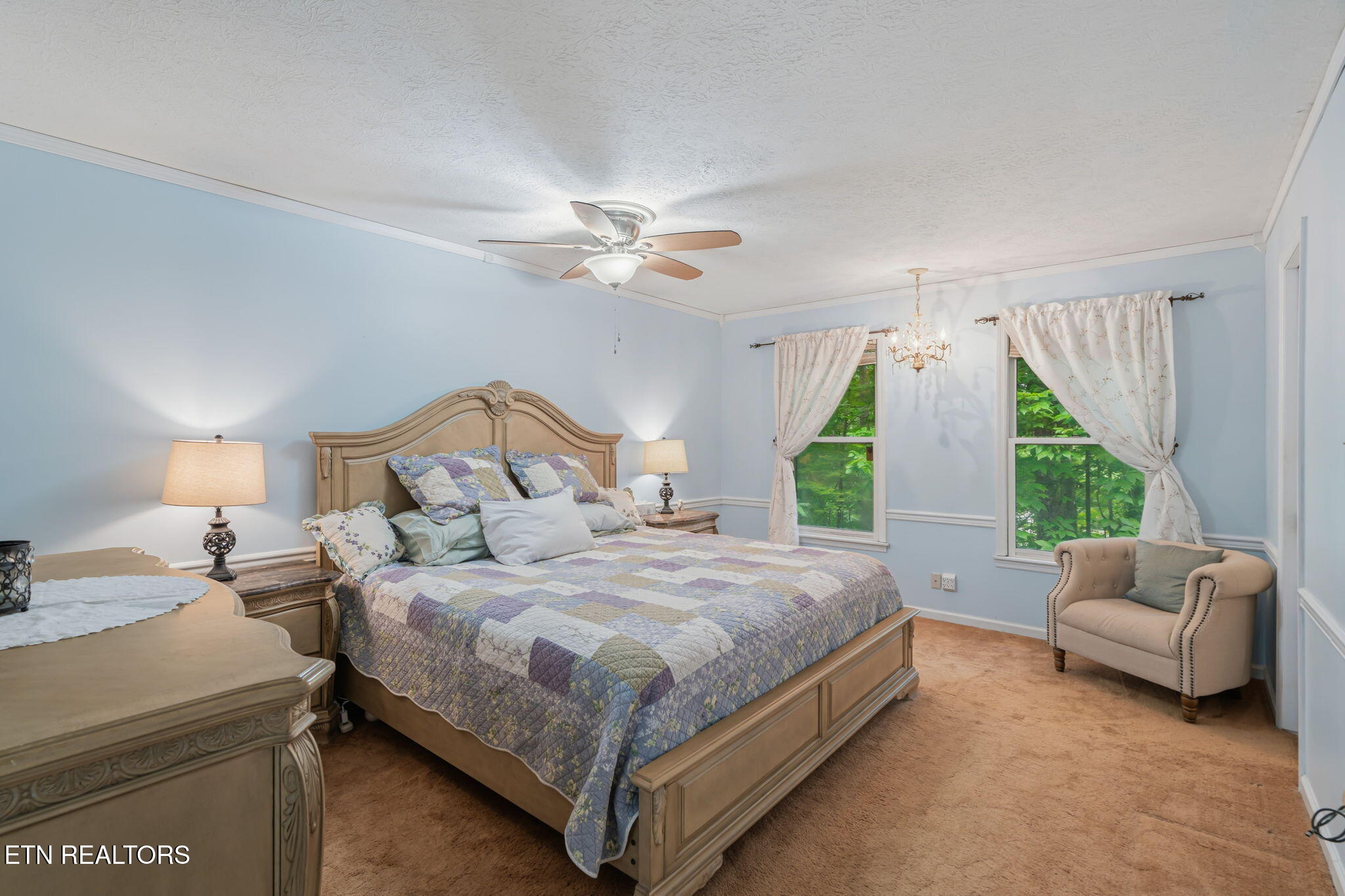 1130 W Outer Drive Oak Ridge TN 37830