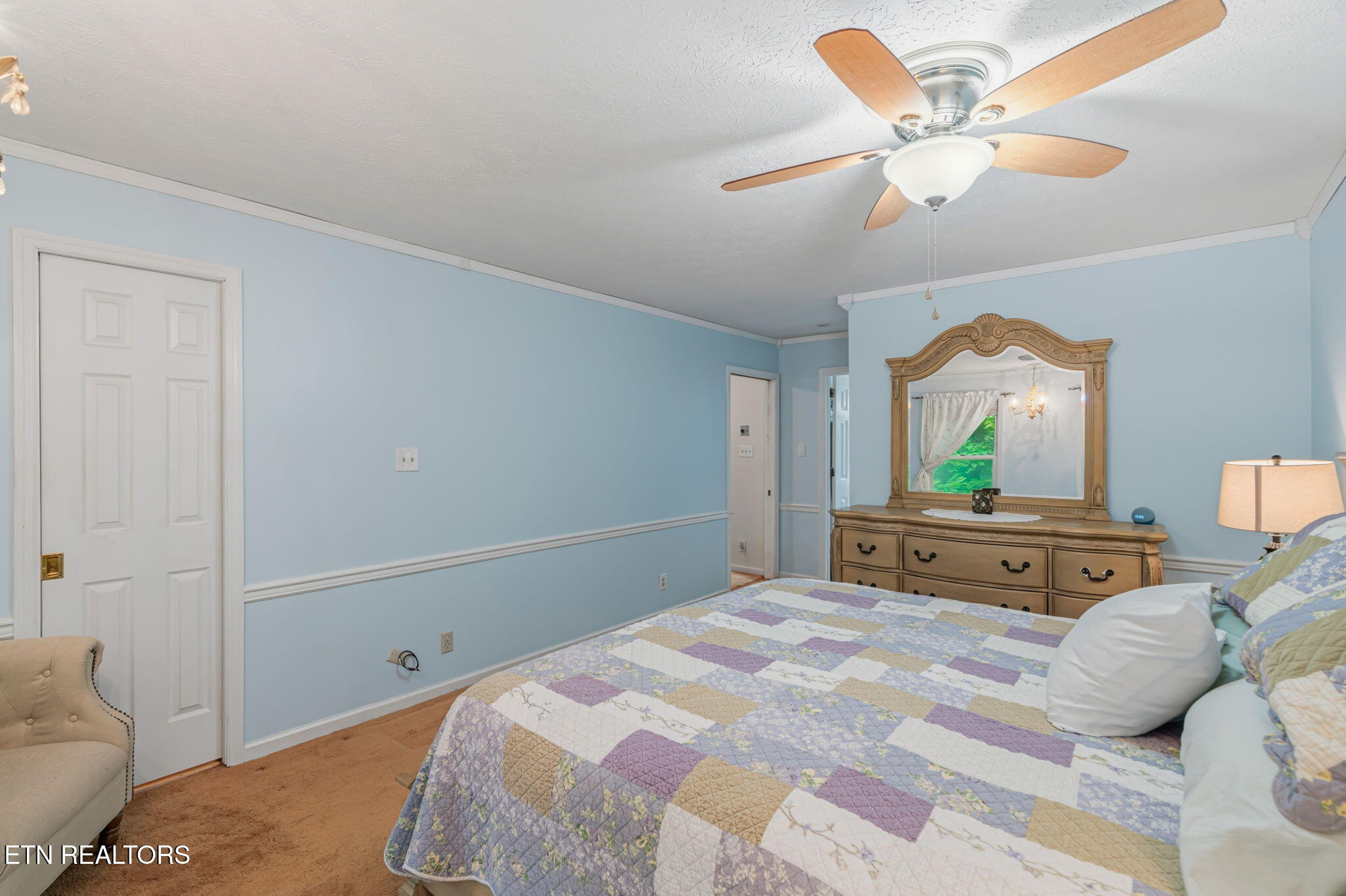 1130 W Outer Drive Oak Ridge TN 37830