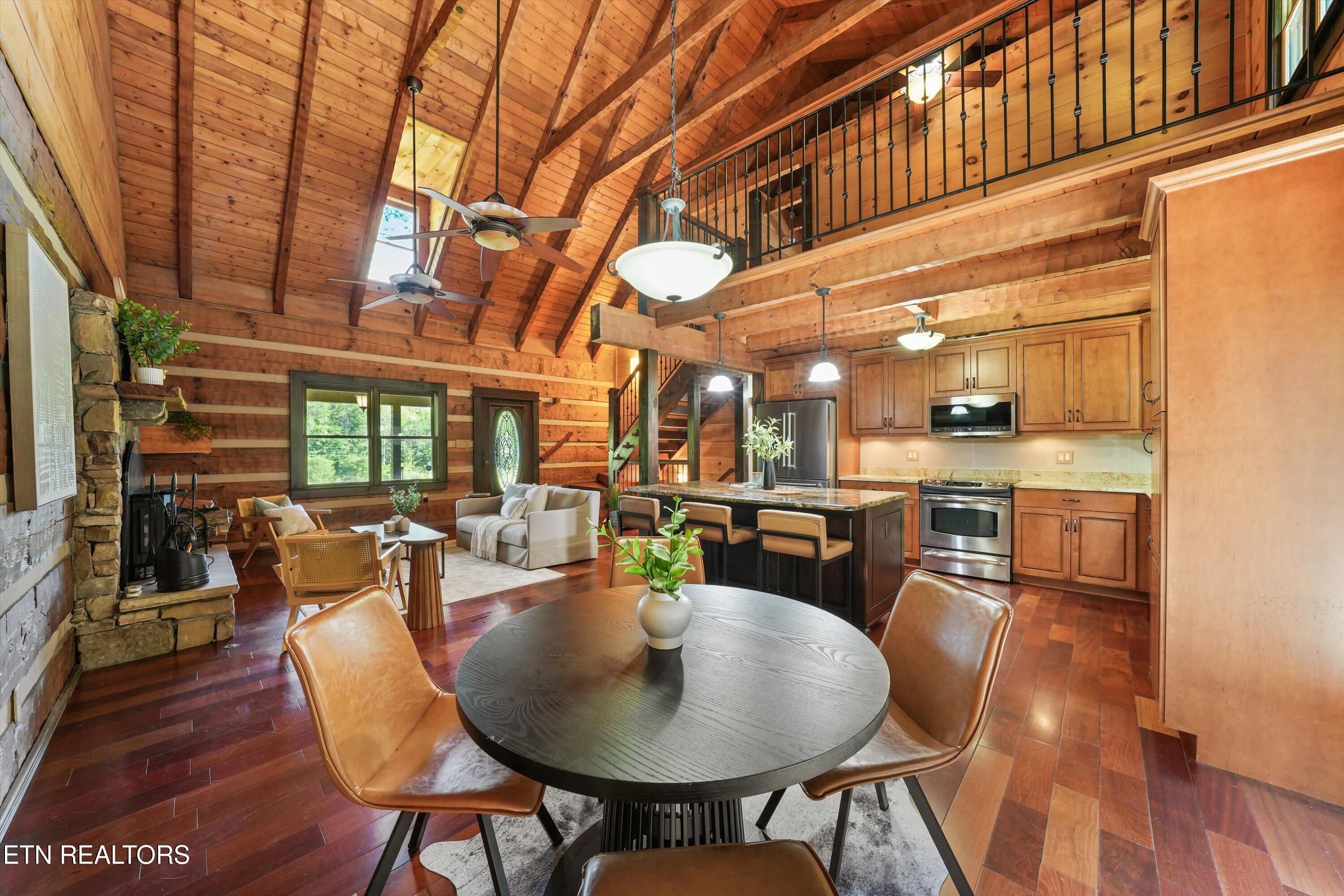 144 Center Valley Road Clinton TN 37716