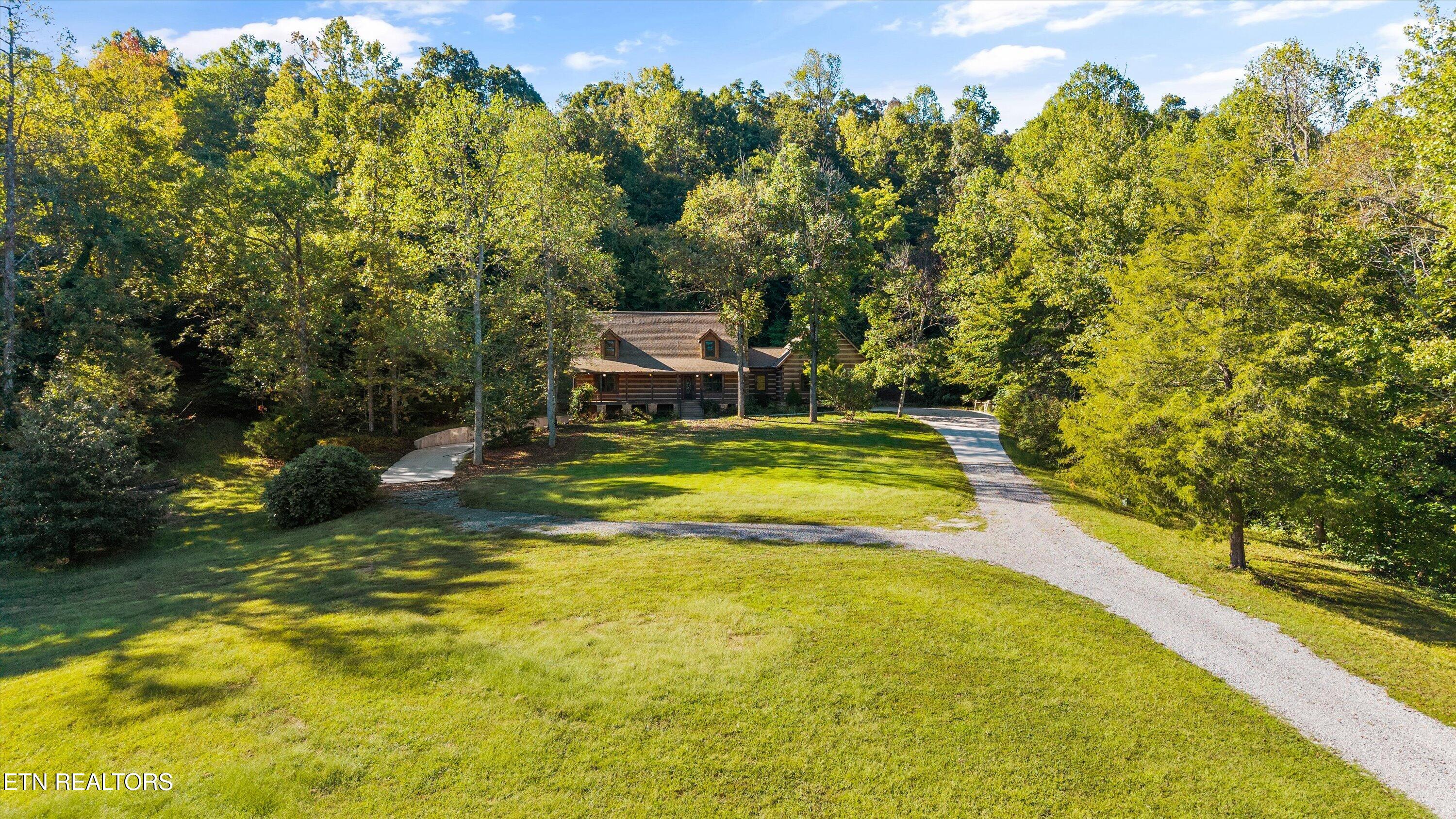 144 Center Valley Road Clinton TN 37716