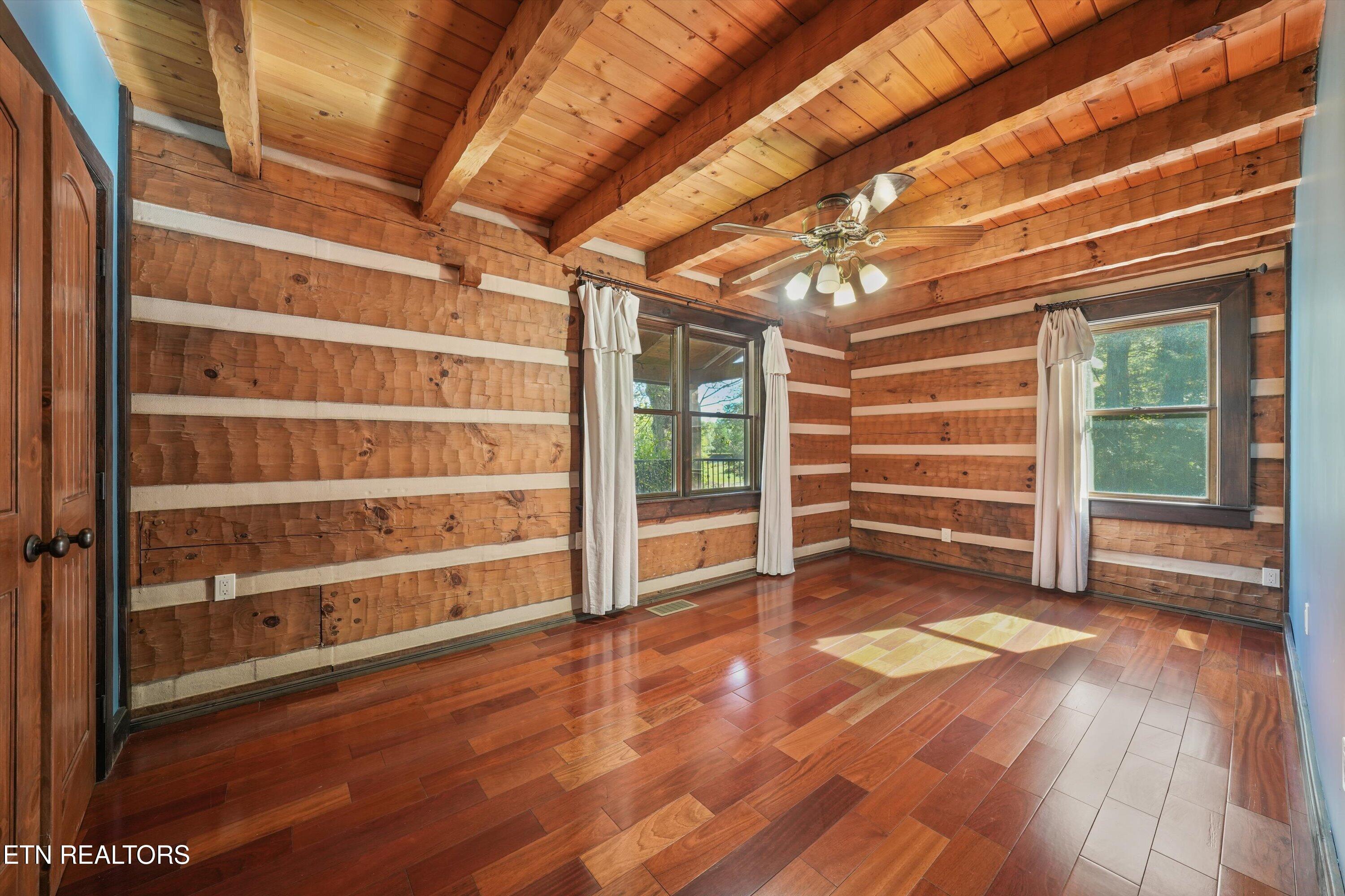 144 Center Valley Road Clinton TN 37716