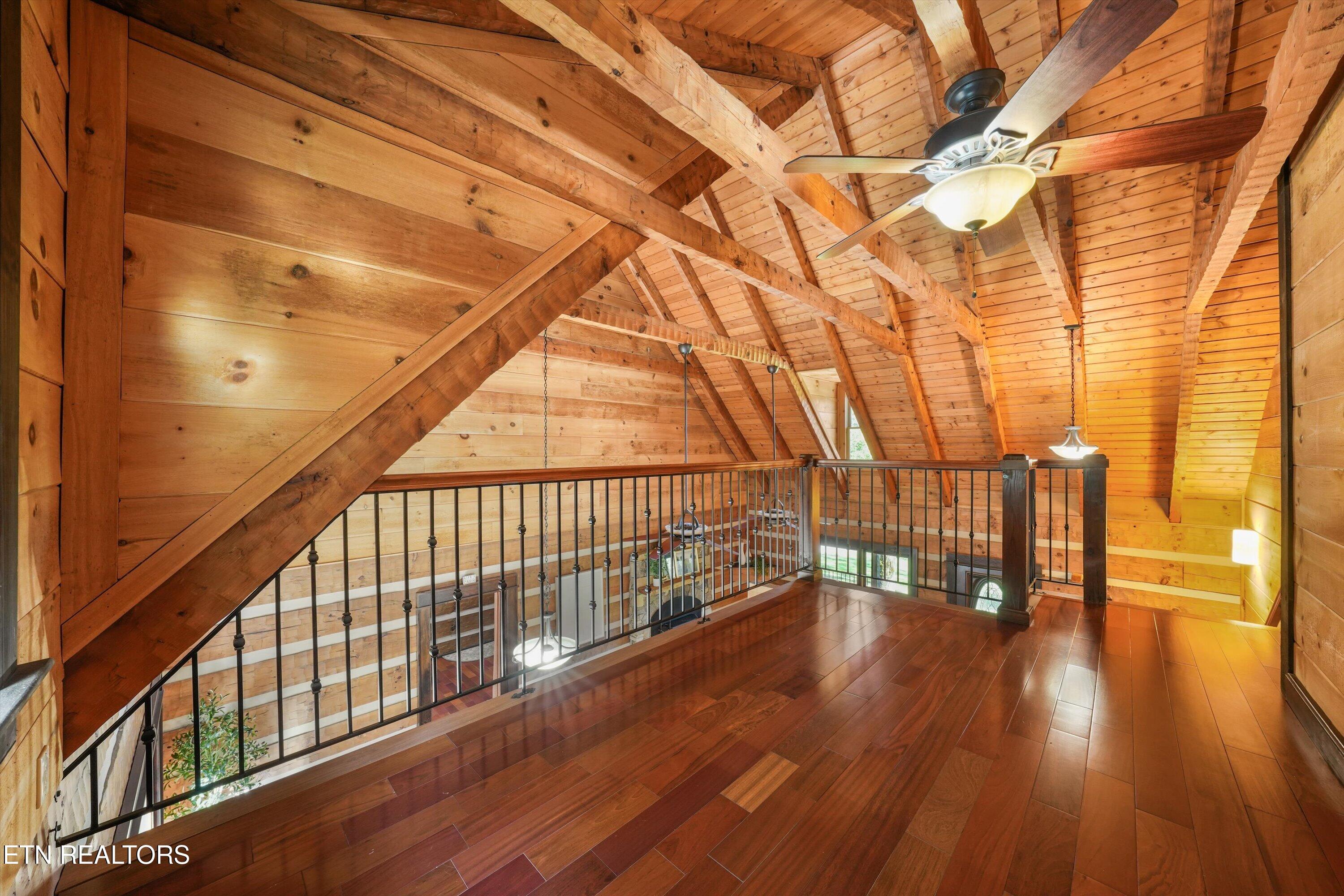144 Center Valley Road Clinton TN 37716