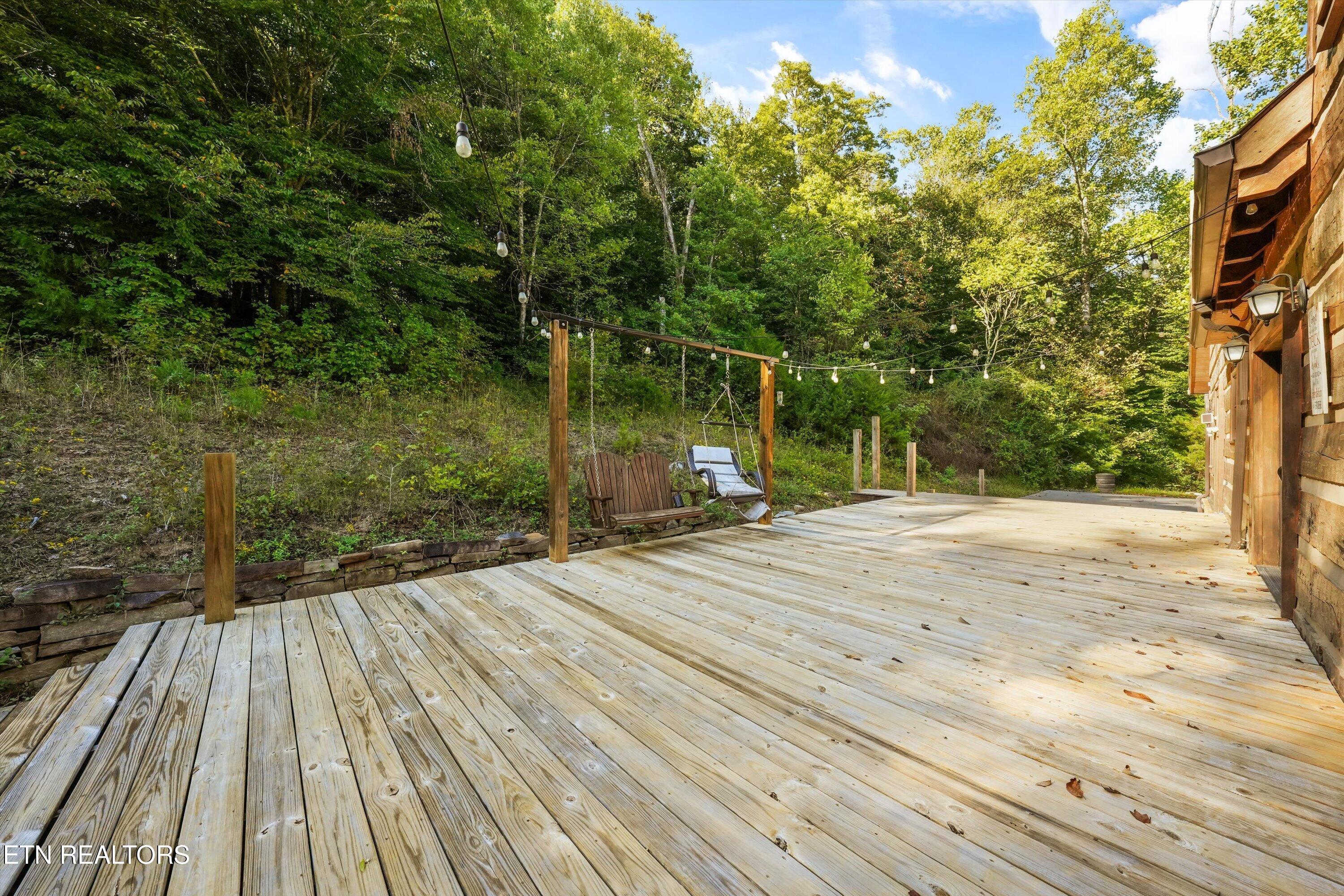 144 Center Valley Road Clinton TN 37716