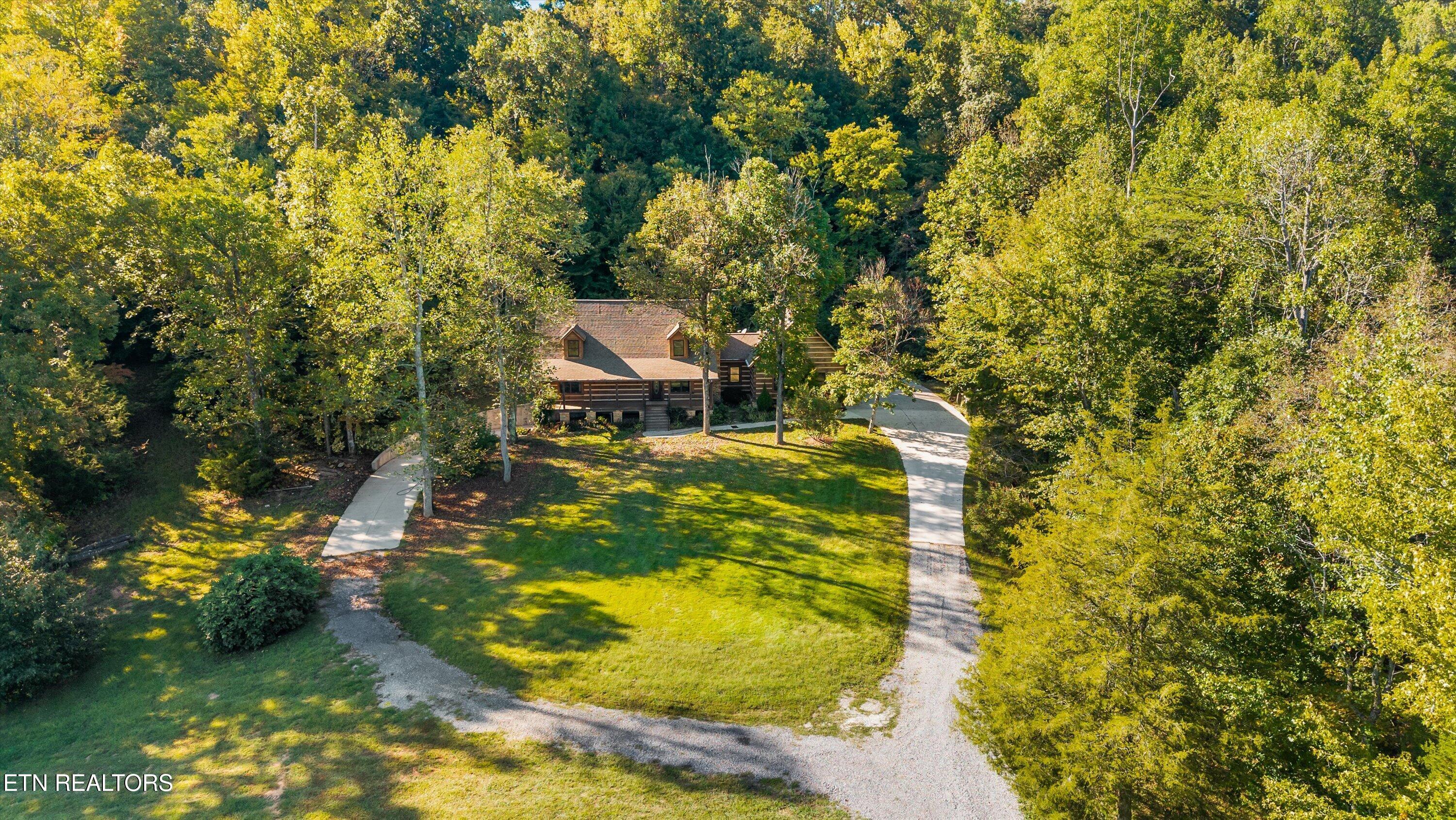 144 Center Valley Road Clinton TN 37716