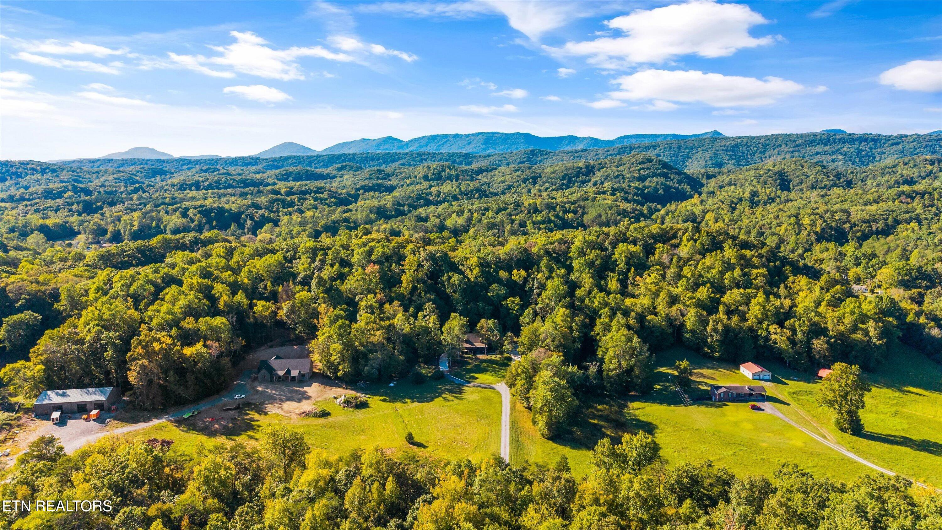 144 Center Valley Road Clinton TN 37716