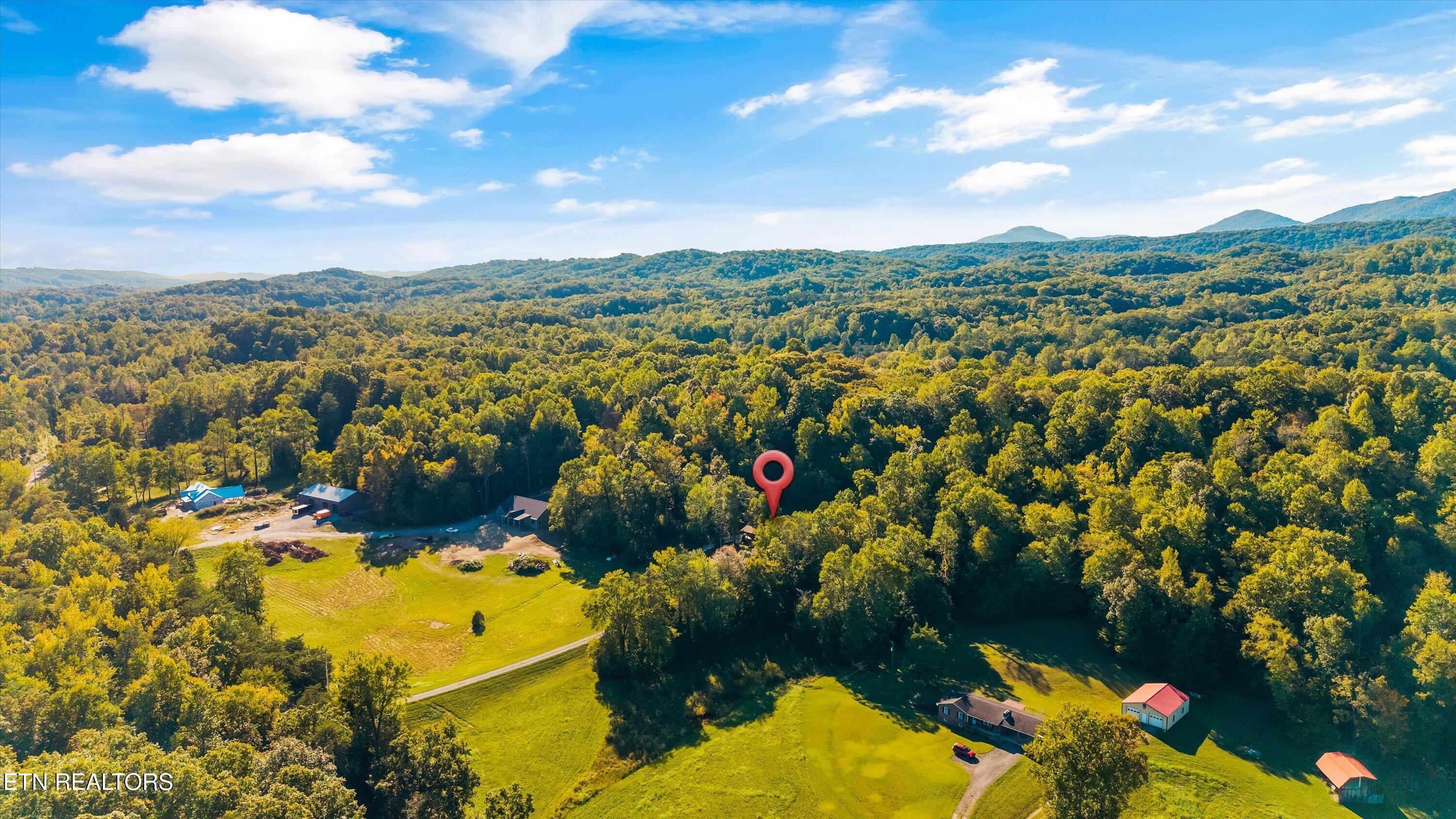 144 Center Valley Road Clinton TN 37716