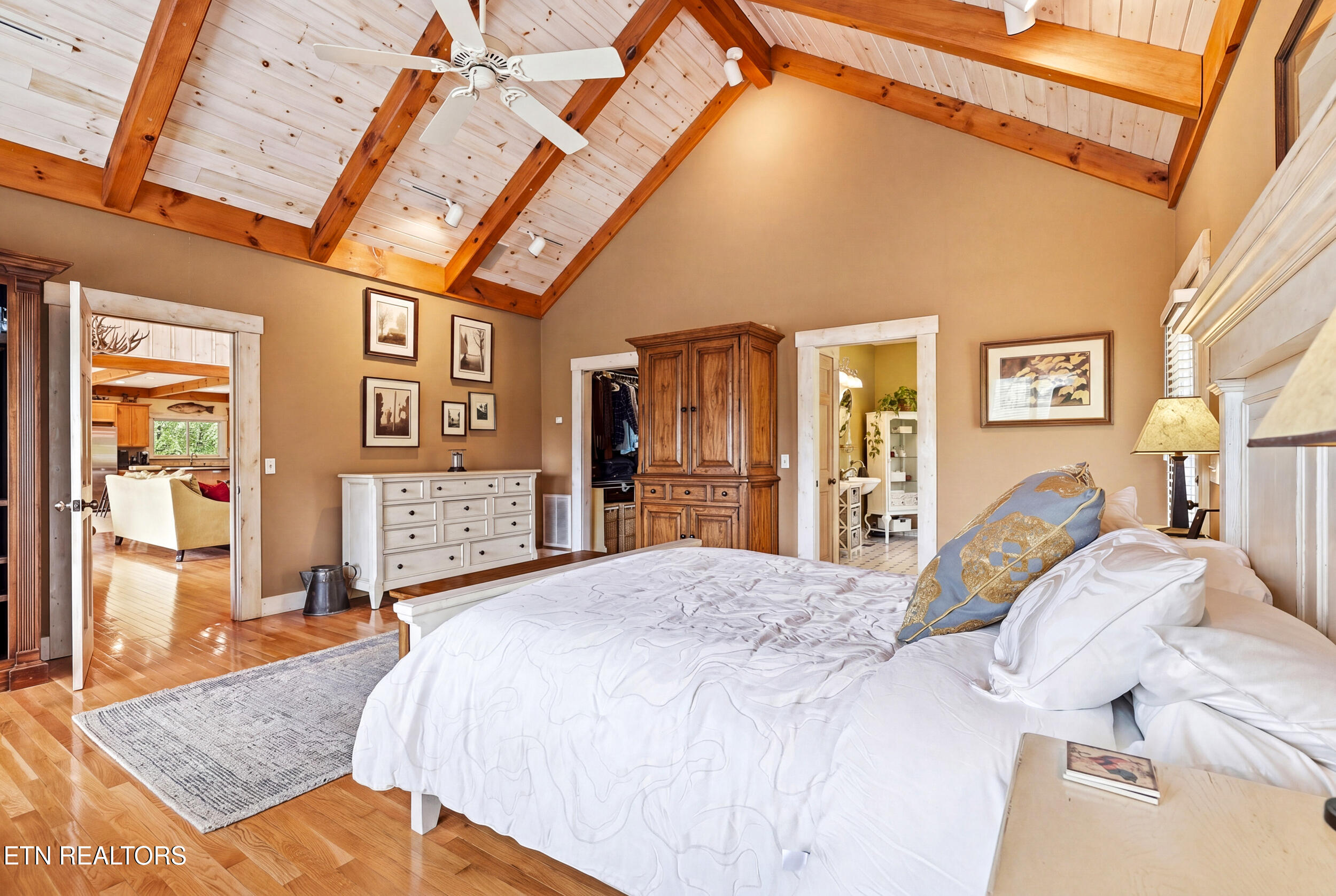 1309 &1319 Licklog Hollow Road Sevierville TN 37876