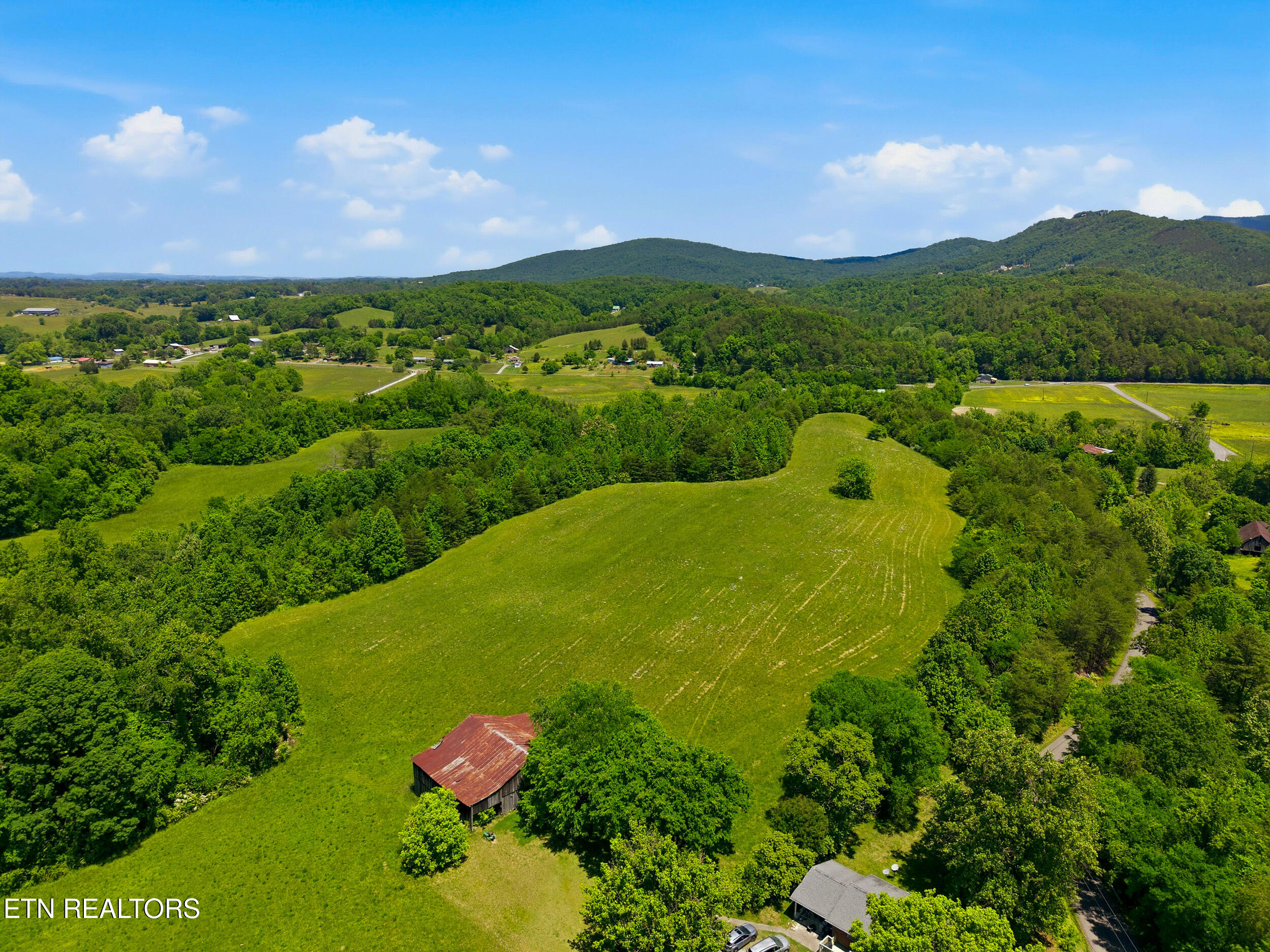 1309 &1319 Licklog Hollow Road Sevierville TN 37876