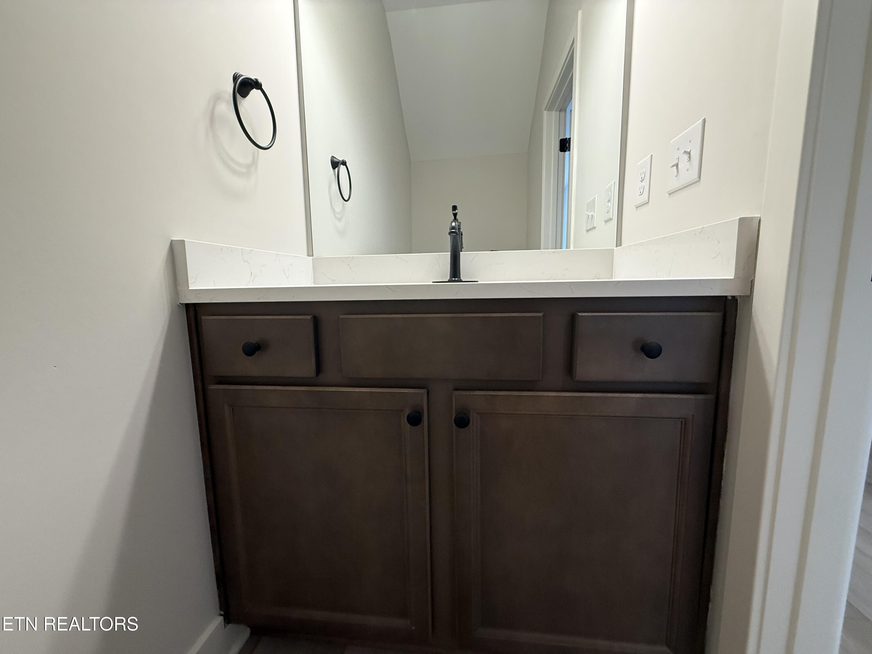 8932 Keenberg Lane Knoxville TN 37931