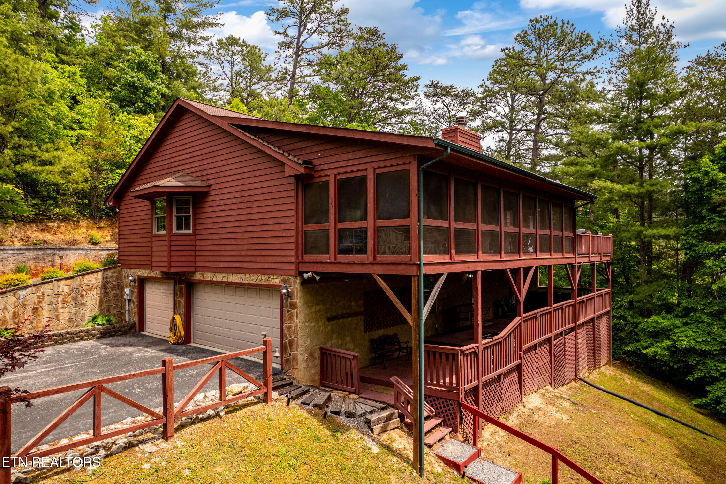 229 Cobblestone Way Townsend TN 37882