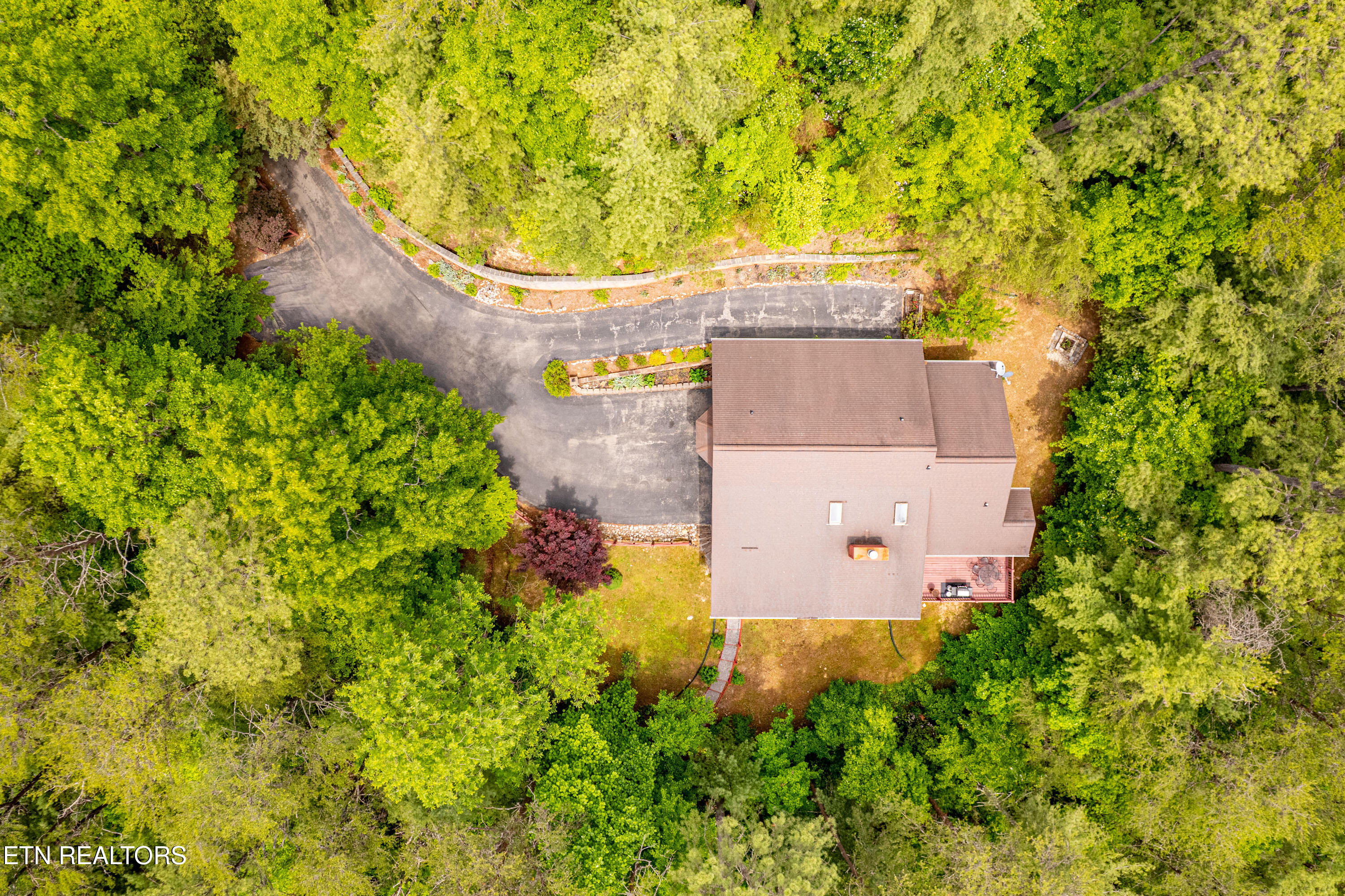 229 Cobblestone Way Townsend TN 37882