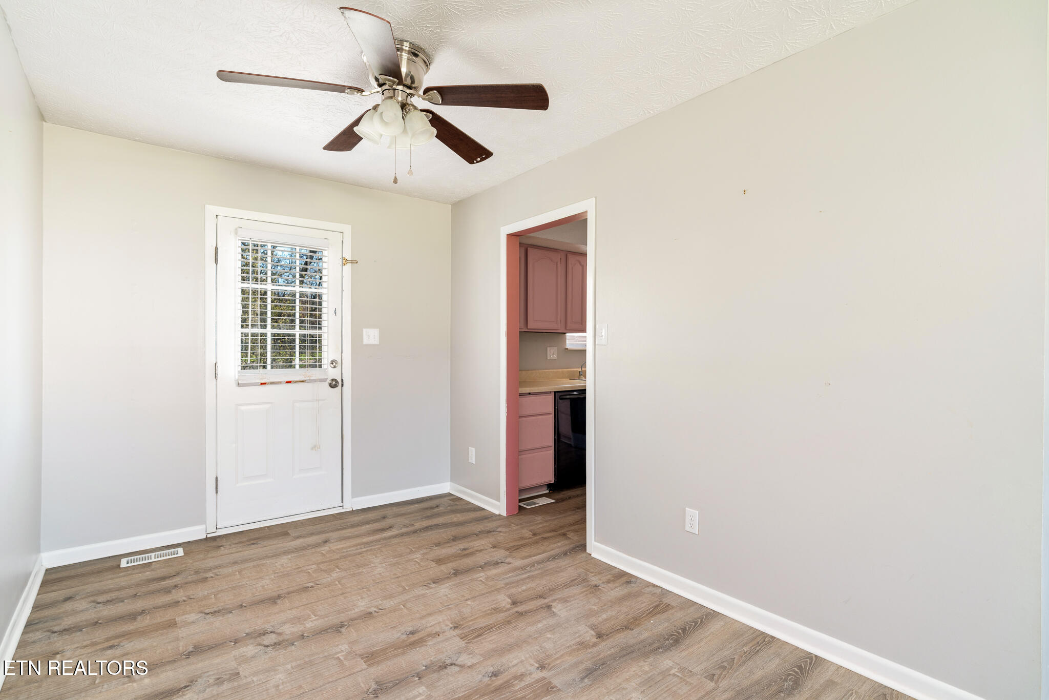 7536 Inverrary Circle Knoxville TN 37918