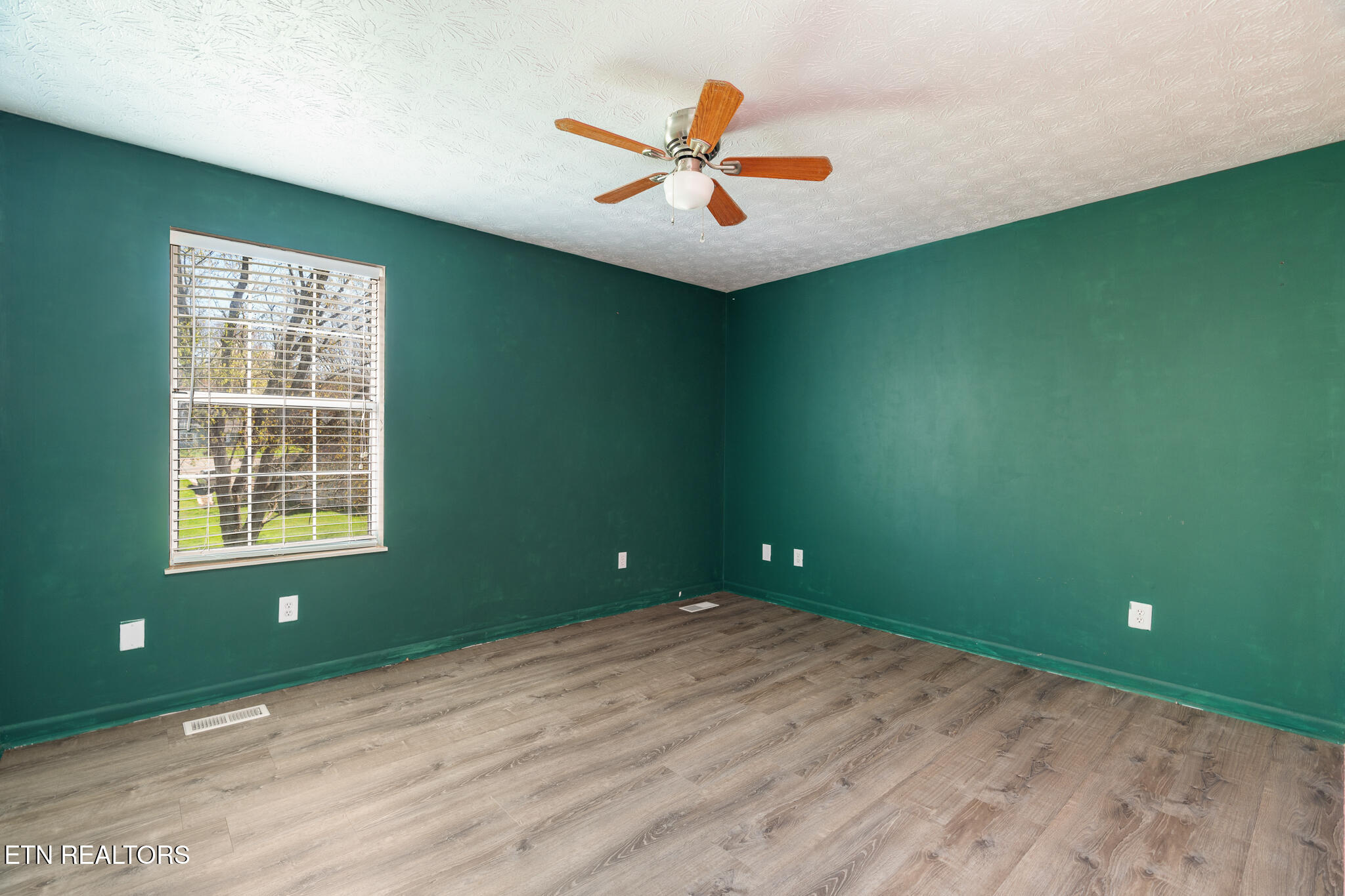 7536 Inverrary Circle Knoxville TN 37918