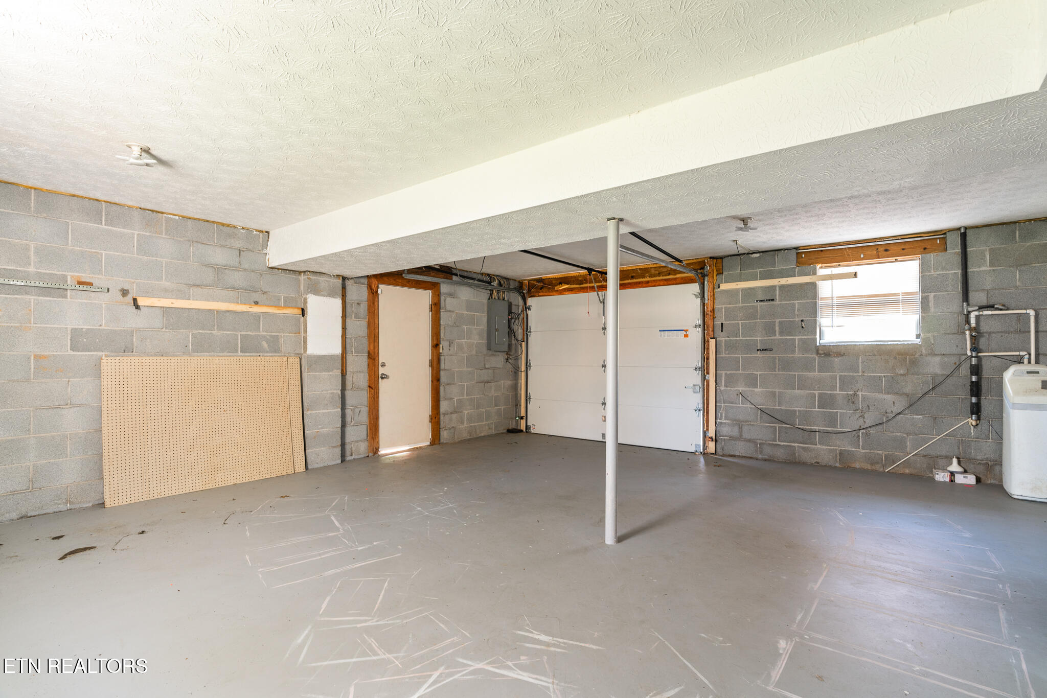7536 Inverrary Circle Knoxville TN 37918