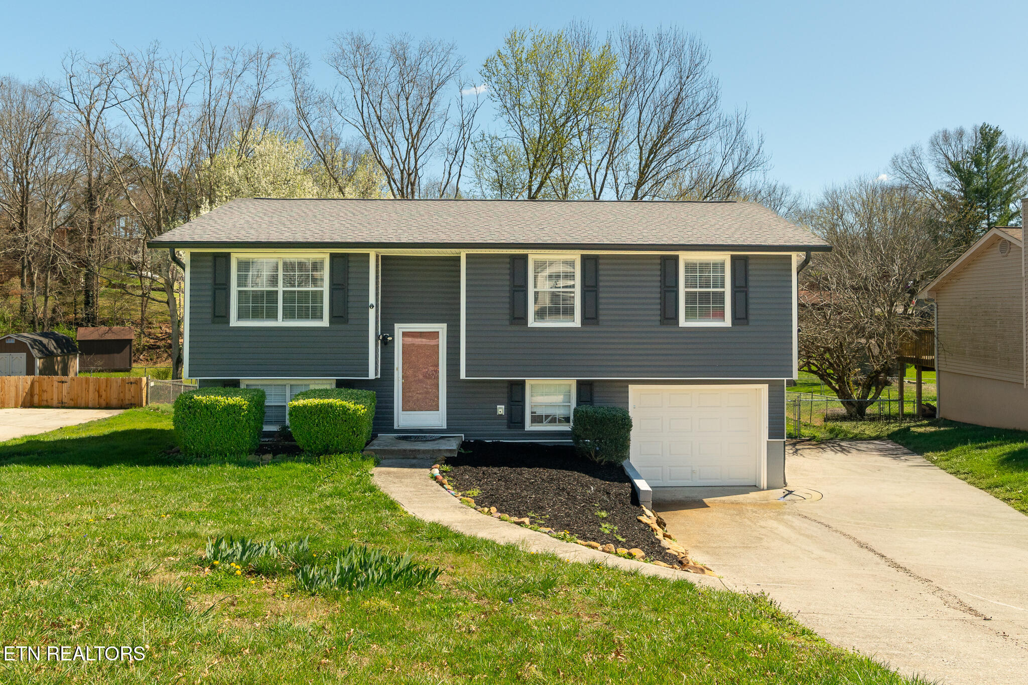 7536 Inverrary Circle Knoxville TN 37918
