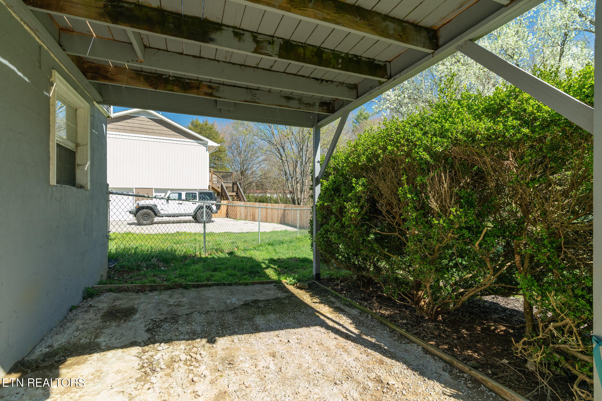 7536 Inverrary Circle Knoxville TN 37918