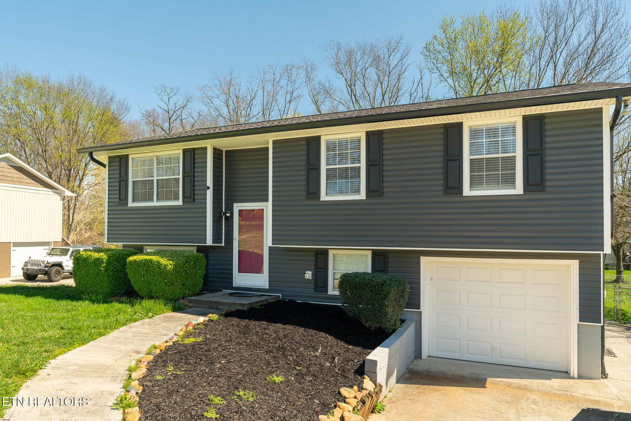 7536 Inverrary Circle Knoxville TN 37918