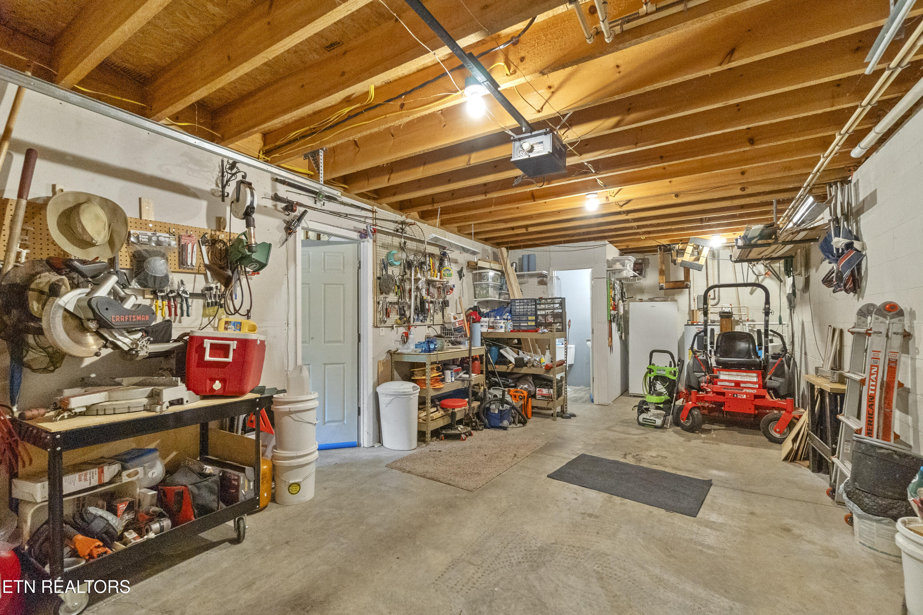 199 Pear Tree Way Del Rio TN 37727