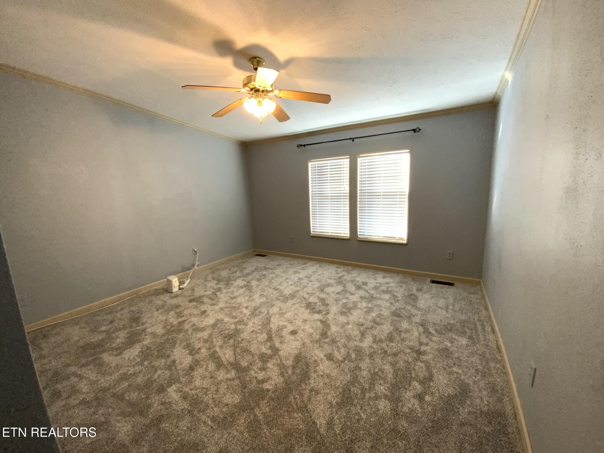 596 Skyline Drive Harriman TN 37748