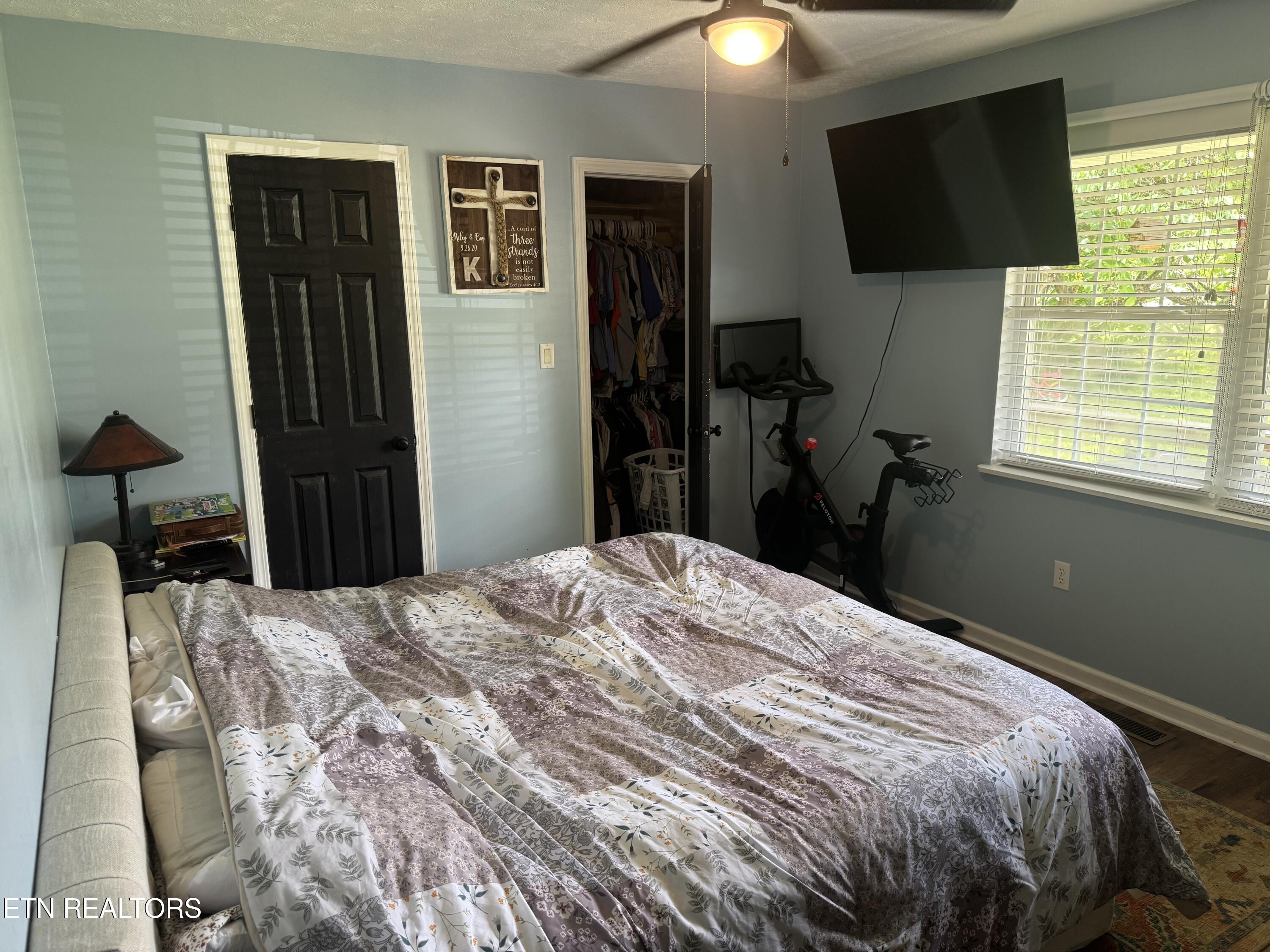 51 Rhododendron Circle Crossville TN 38555