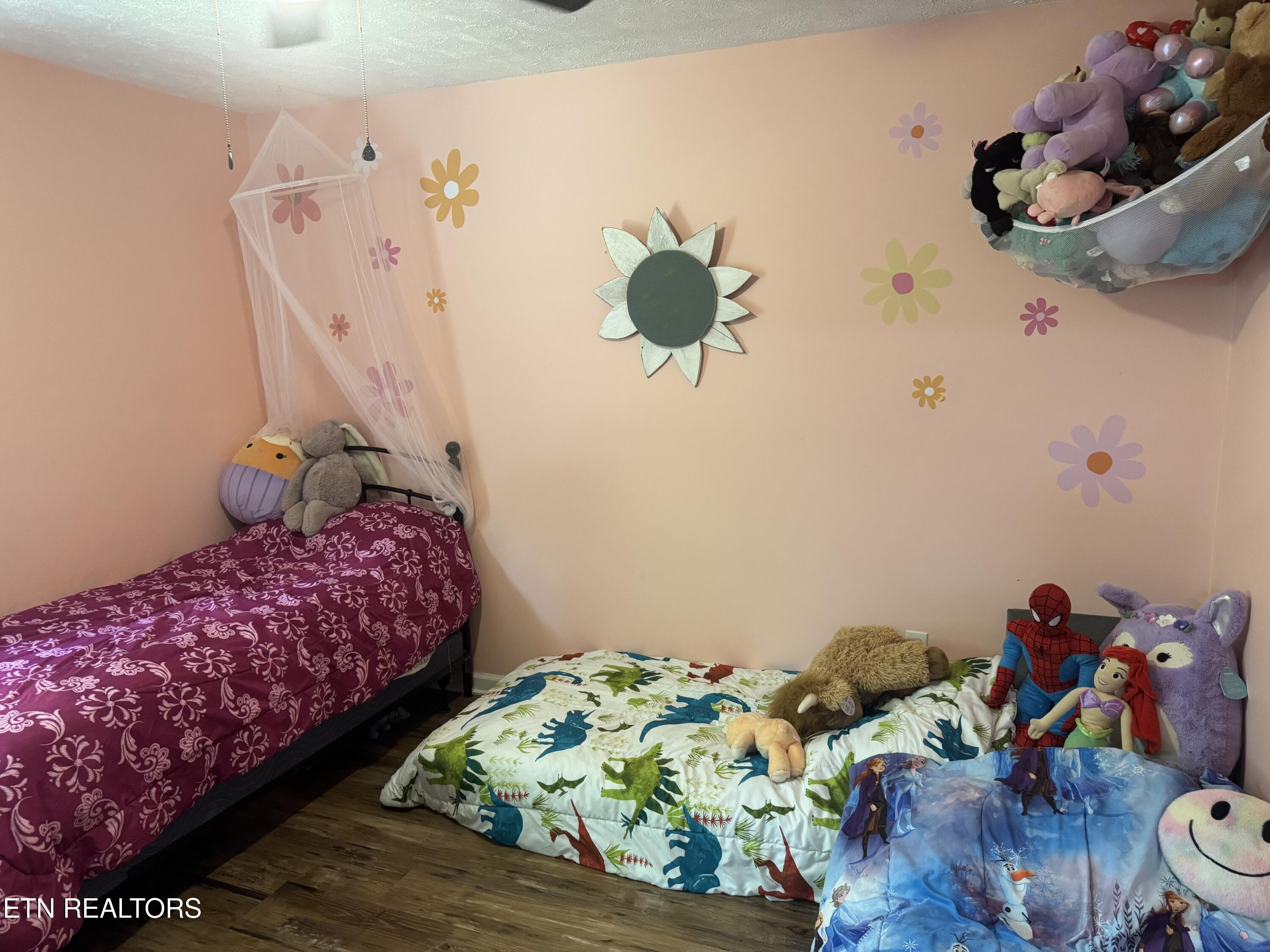51 Rhododendron Circle Crossville TN 38555