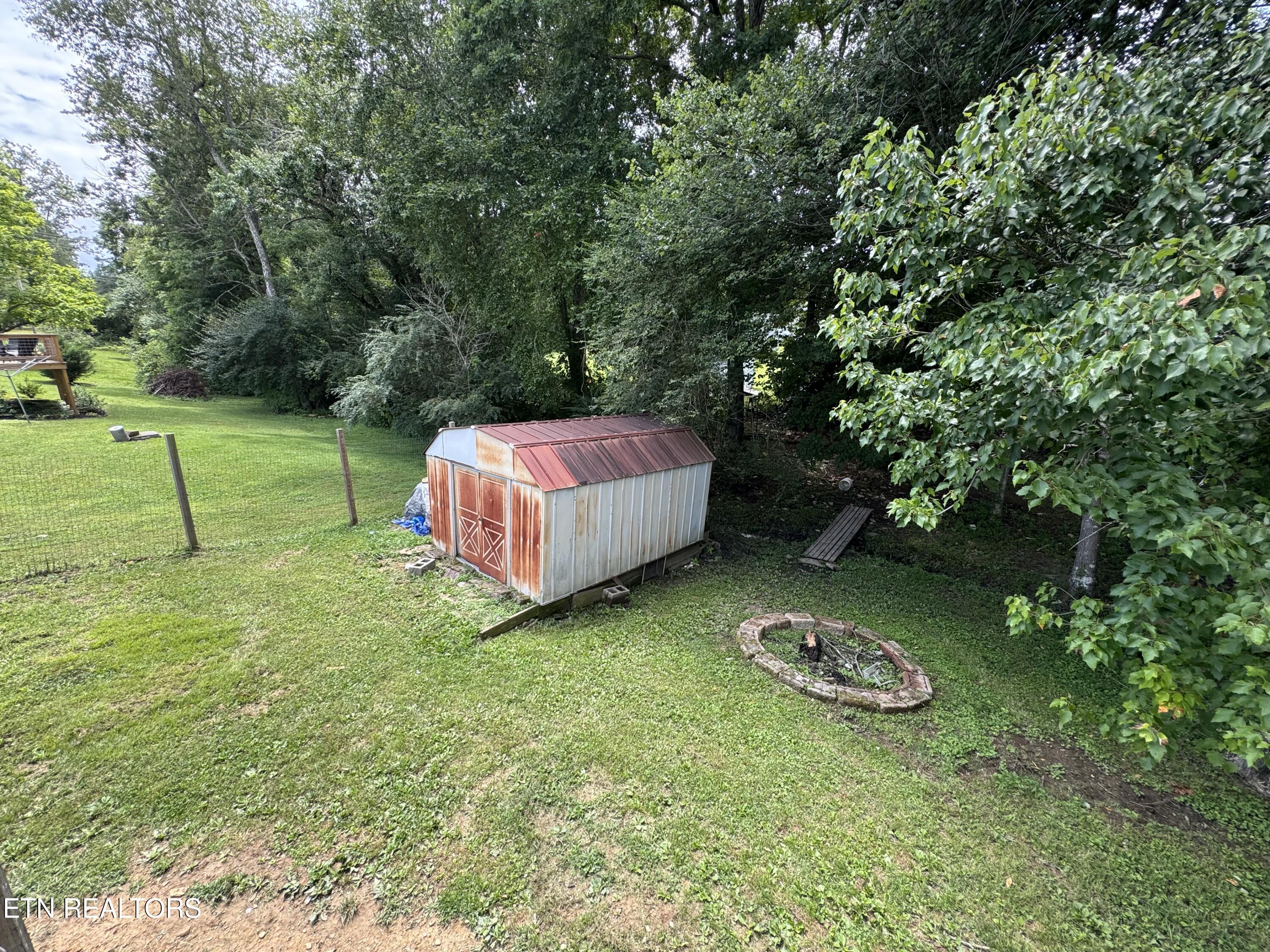 51 Rhododendron Circle Crossville TN 38555