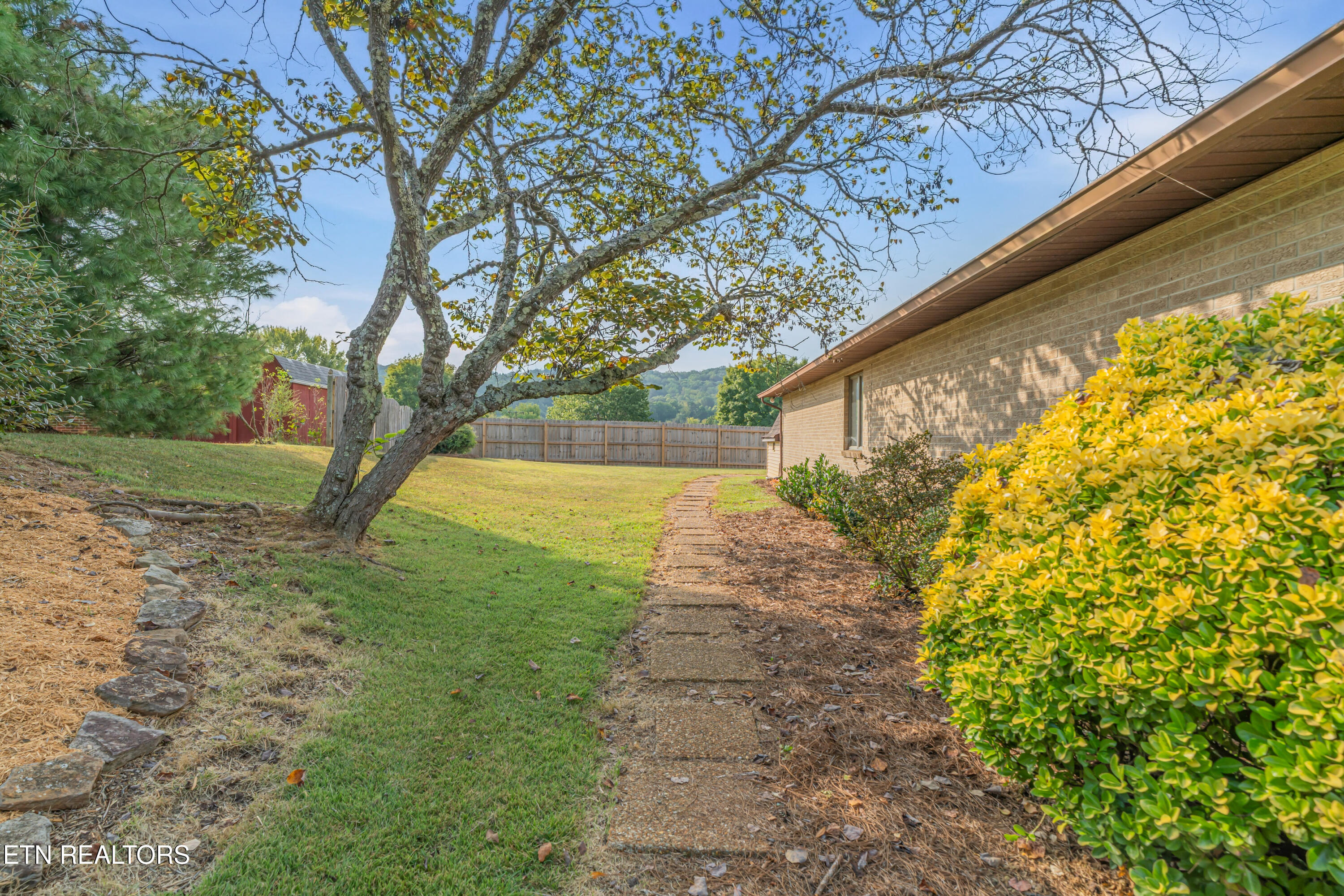 3304 Lenbrook Lane Knoxville TN 37918
