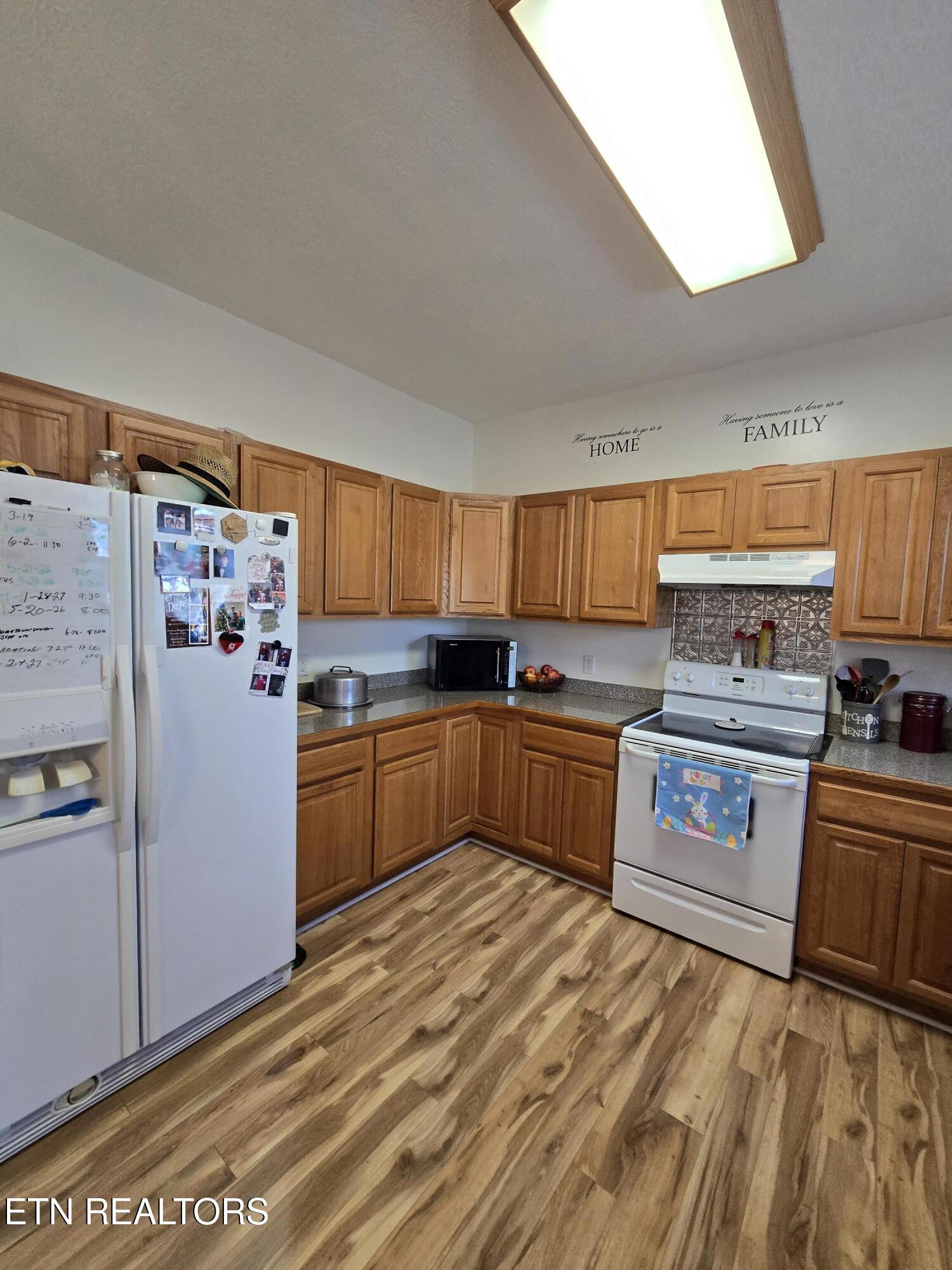 2112 Katie Lane Dandridge TN 37725