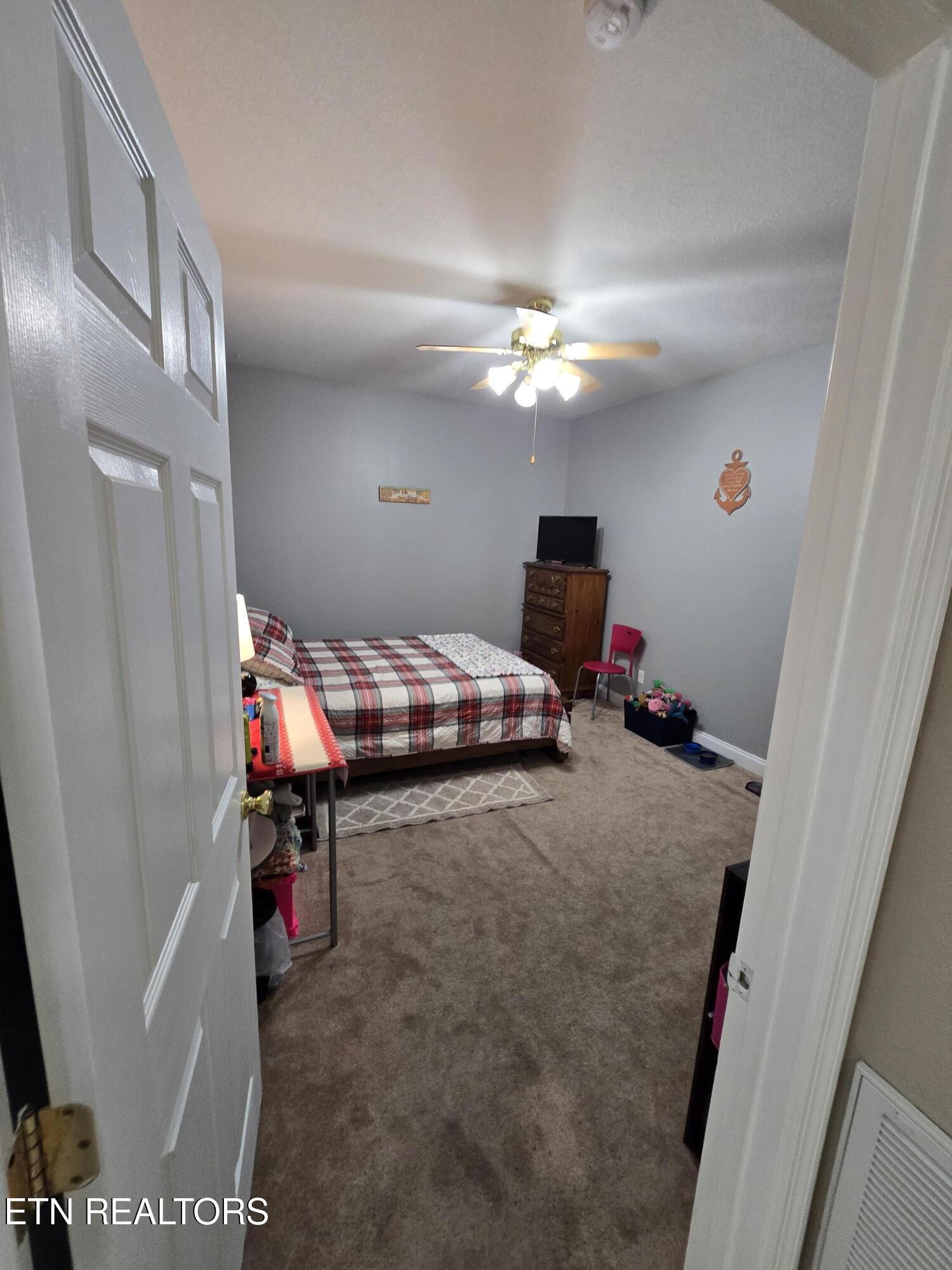 2112 Katie Lane Dandridge TN 37725