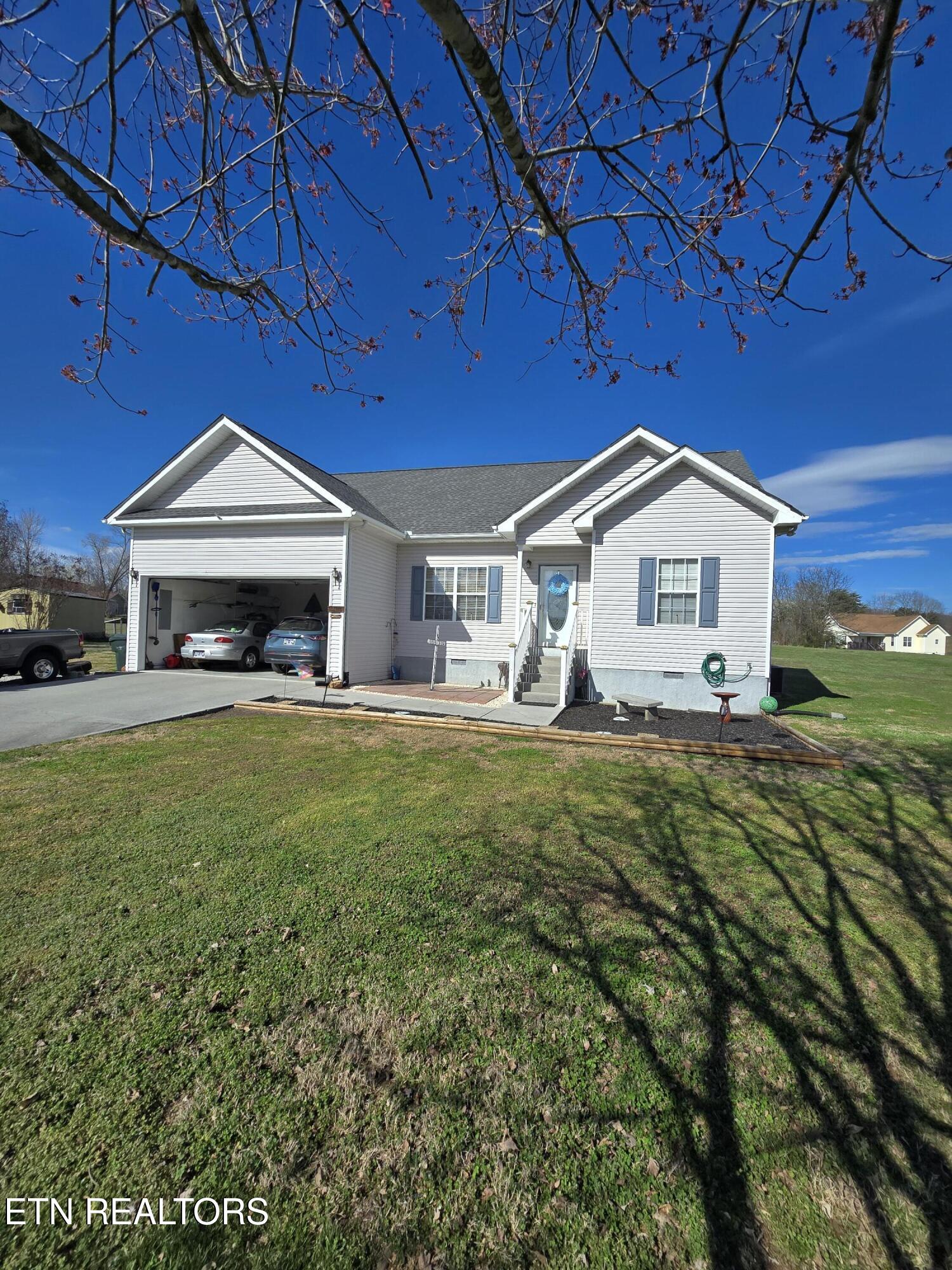 2112 Katie Lane Dandridge TN 37725