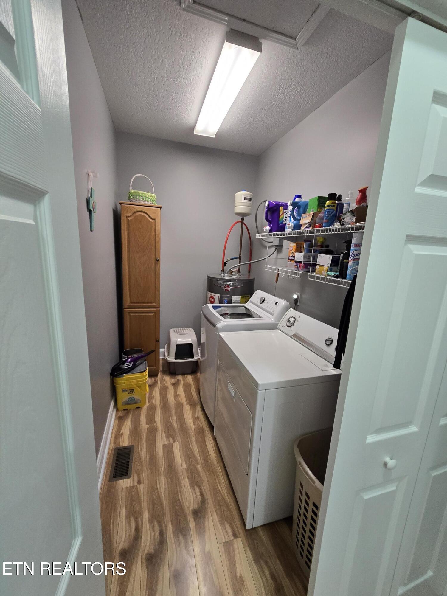 2112 Katie Lane Dandridge TN 37725