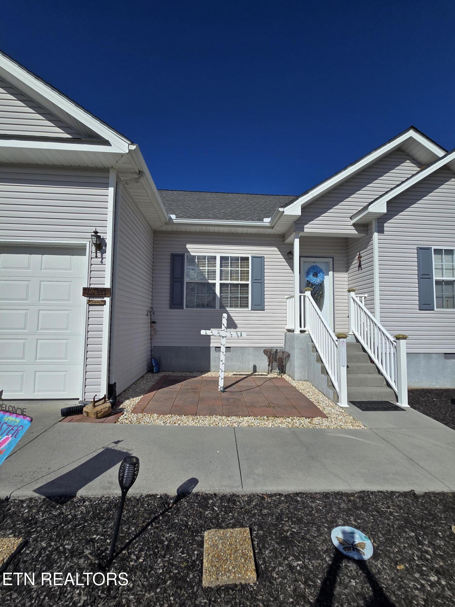 2112 Katie Lane Dandridge TN 37725