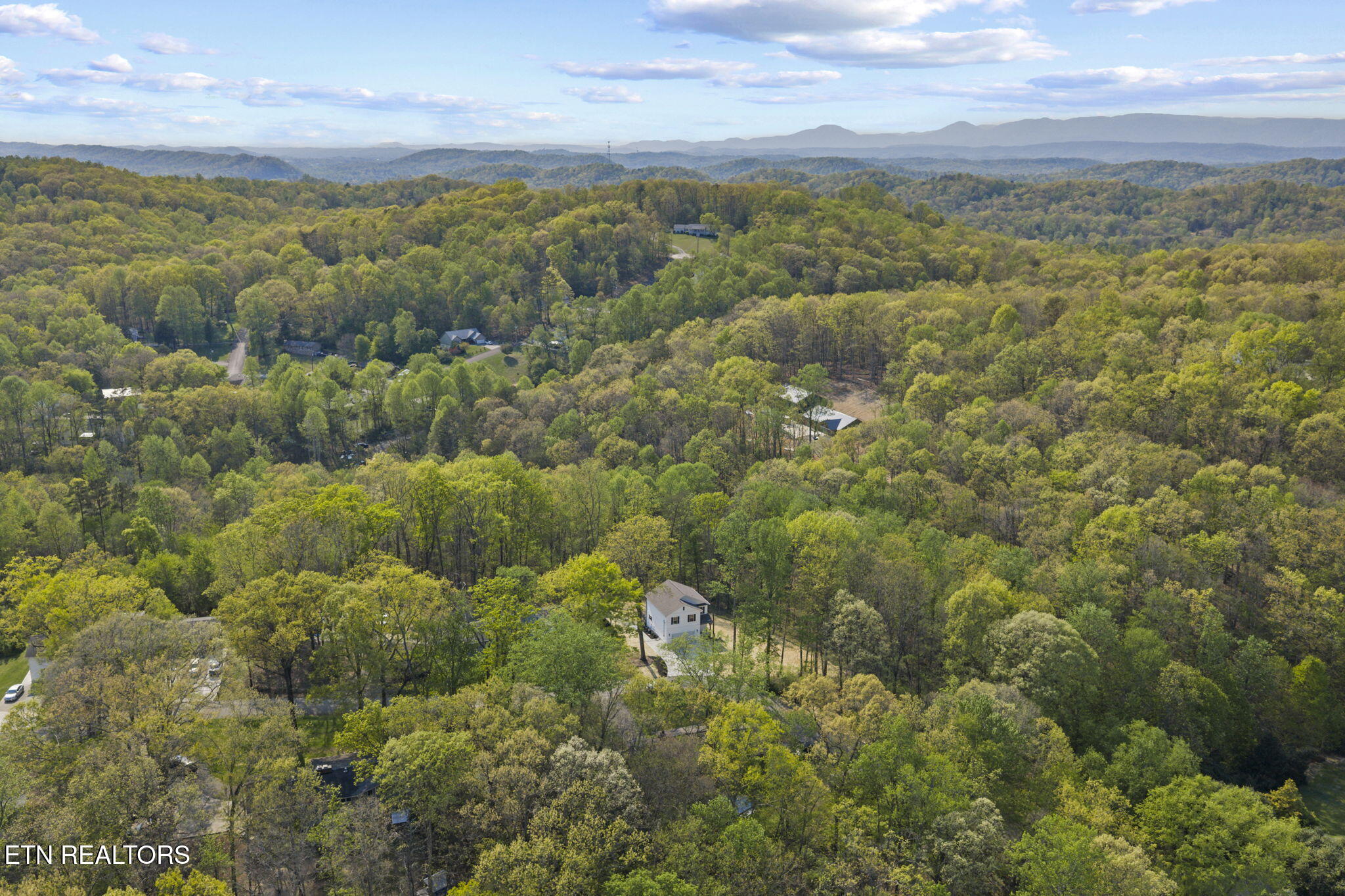 159 Edgewood Heights Lane Powell TN 37849