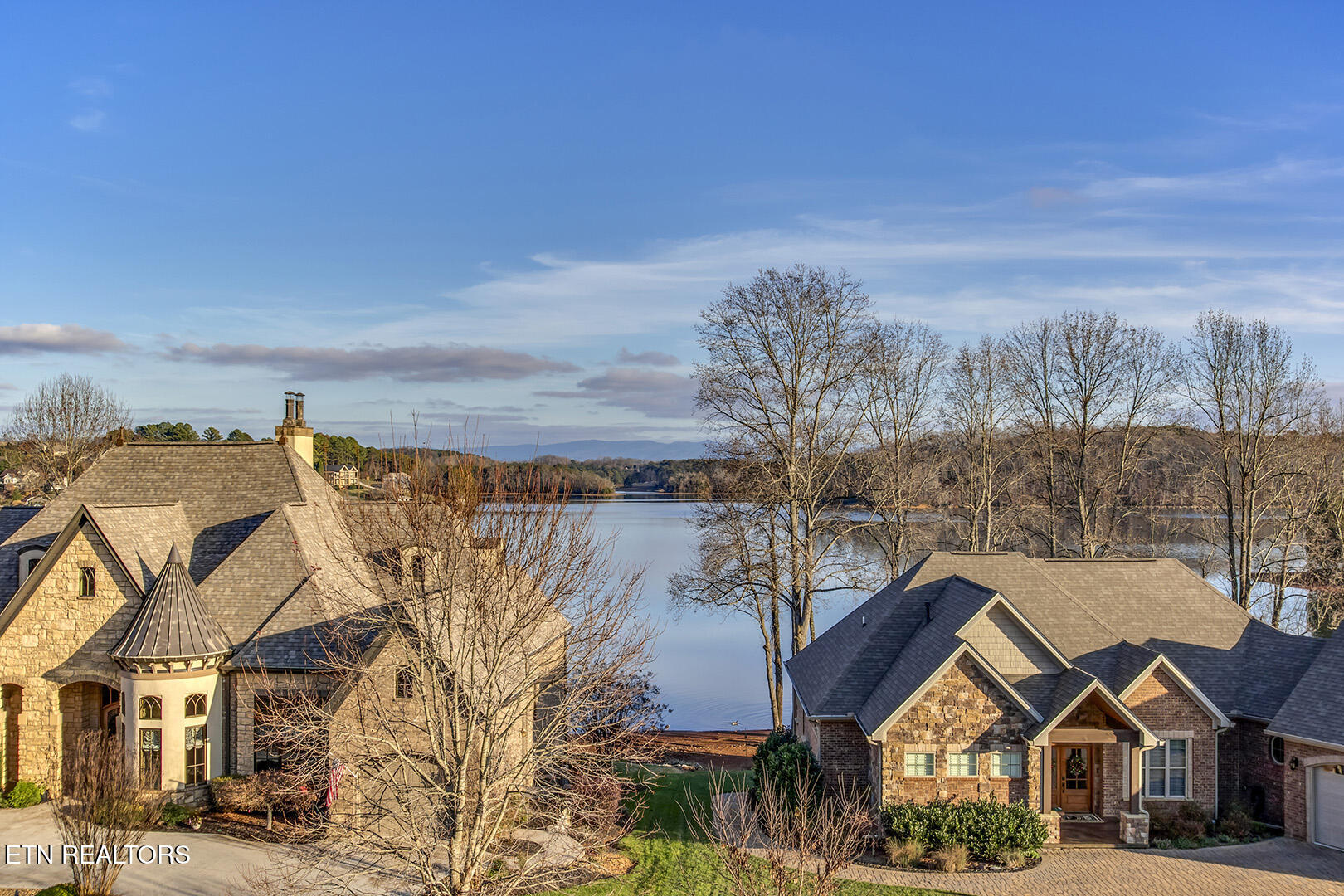 1490 Rarity Bay Parkway Vonore TN 37885