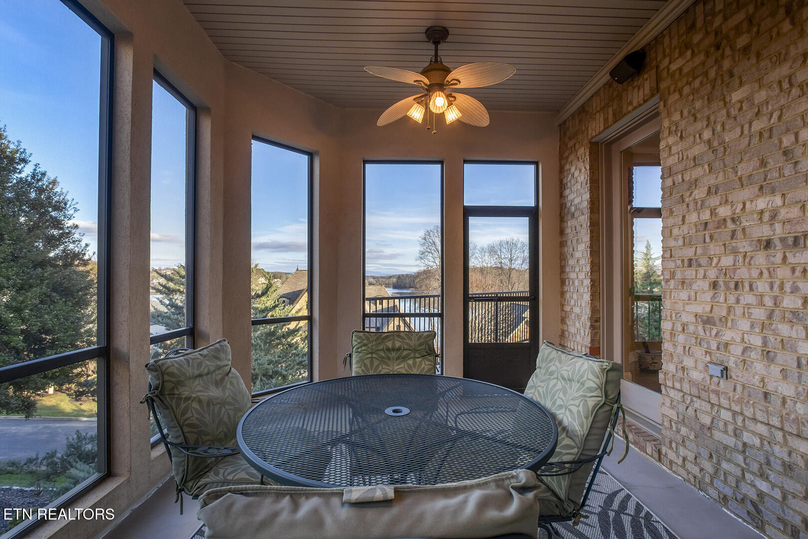 1490 Rarity Bay Parkway Vonore TN 37885