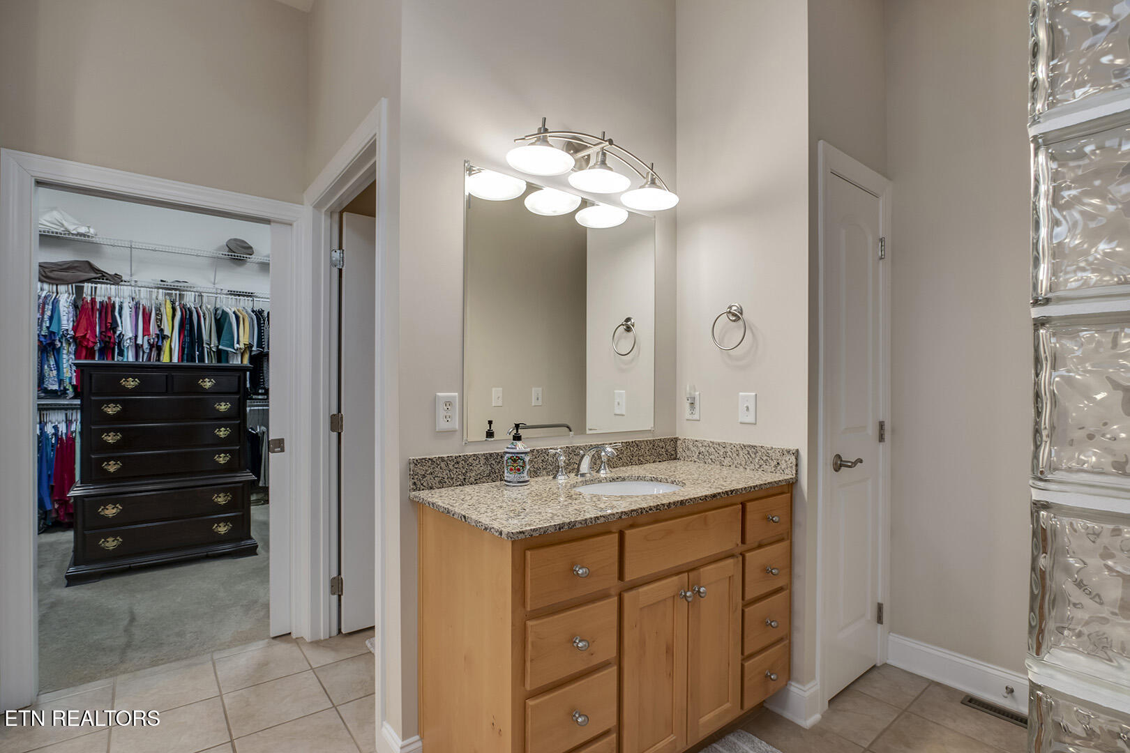 1490 Rarity Bay Parkway Vonore TN 37885