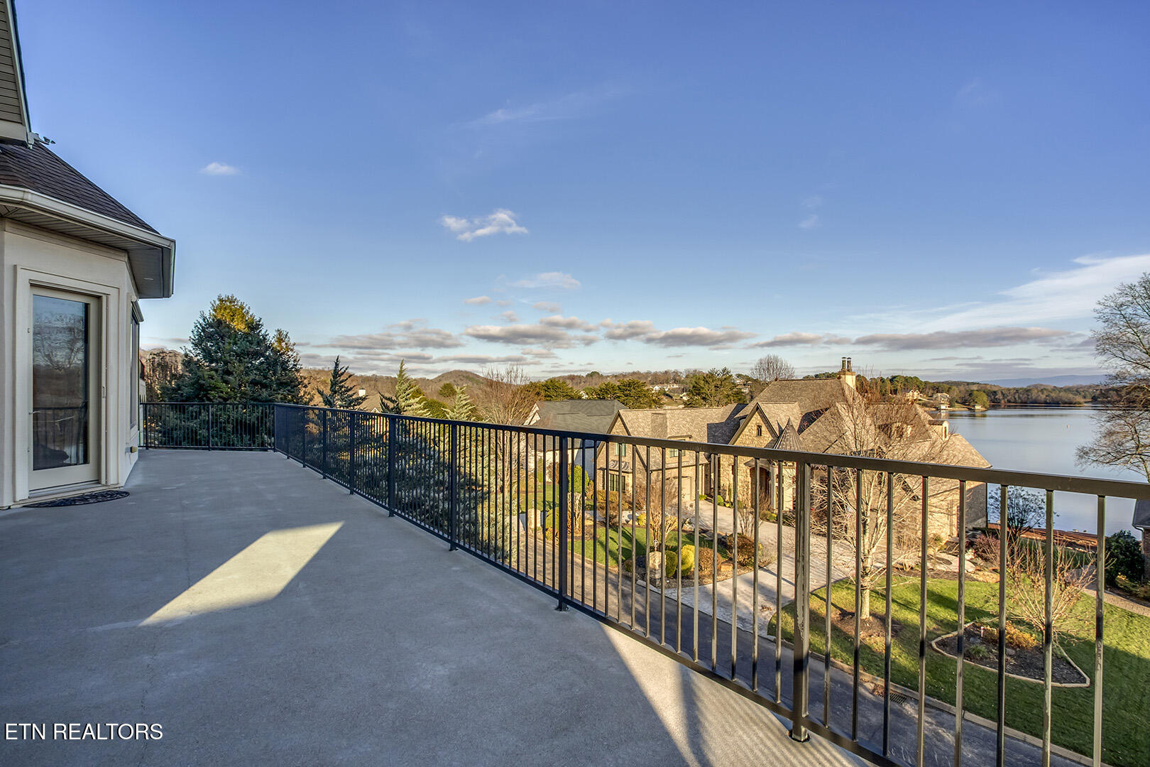 1490 Rarity Bay Parkway Vonore TN 37885