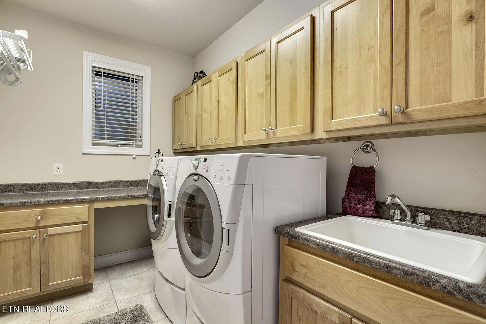 1490 Rarity Bay Parkway Vonore TN 37885