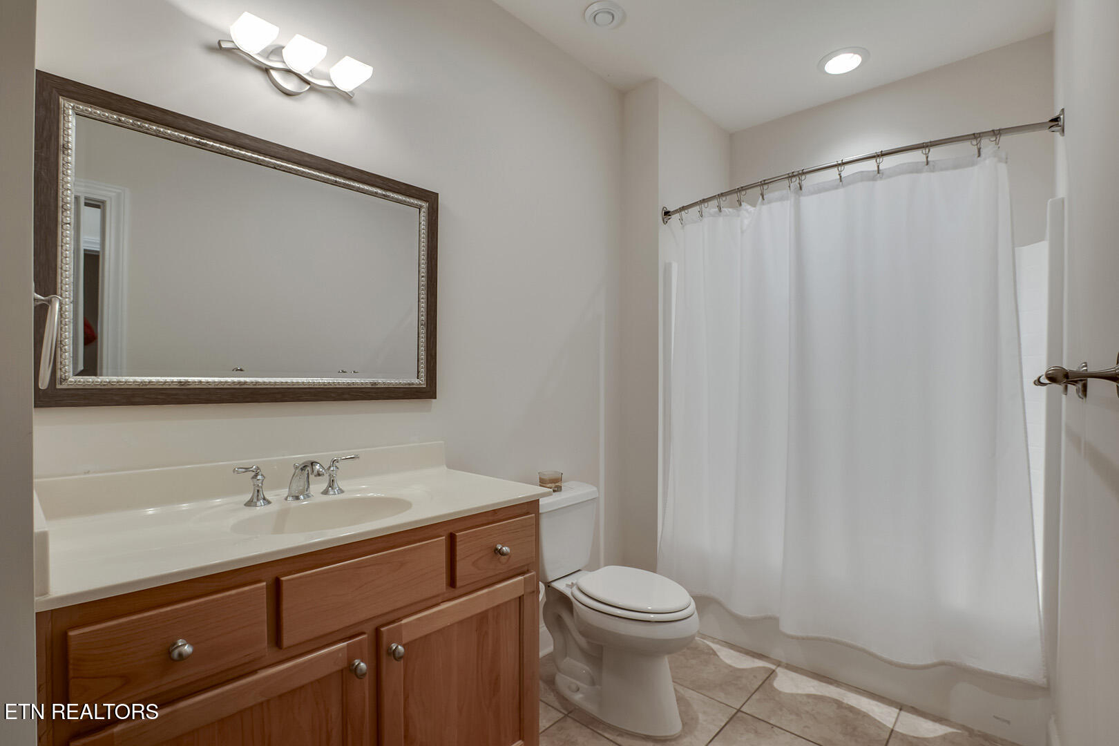 1490 Rarity Bay Parkway Vonore TN 37885