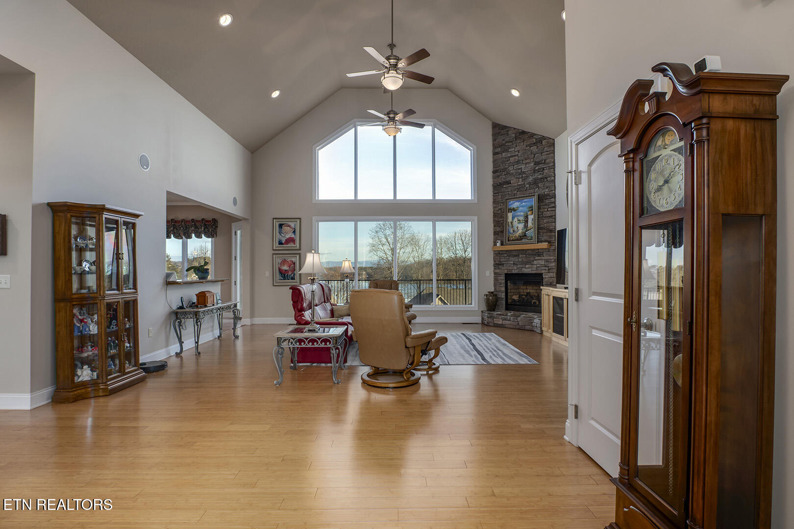 1490 Rarity Bay Parkway Vonore TN 37885