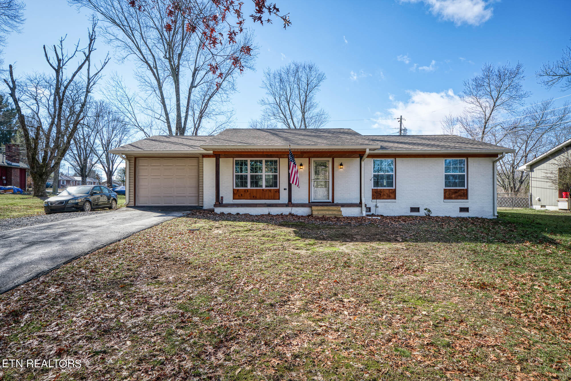 193 Ivanhoe Lane Crossville TN 38555