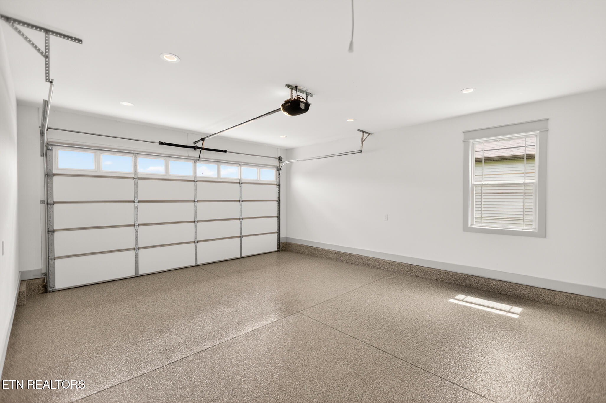 205 Chogi Lane Loudon TN 37774