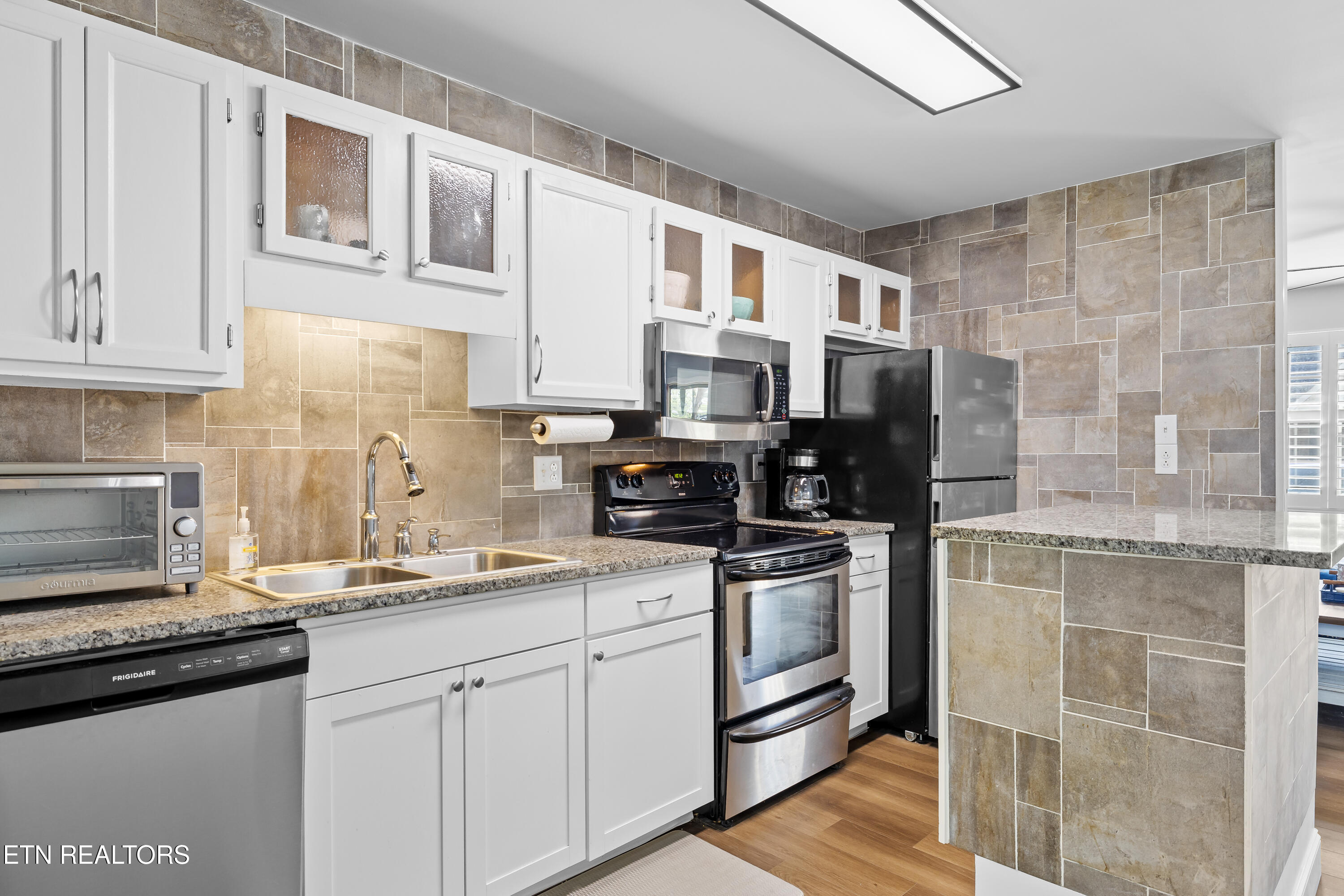 9209 Shady Bend Lane Knoxville TN 37922
