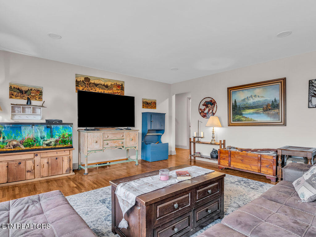 8016 Andersonville Pike Knoxville TN 37938