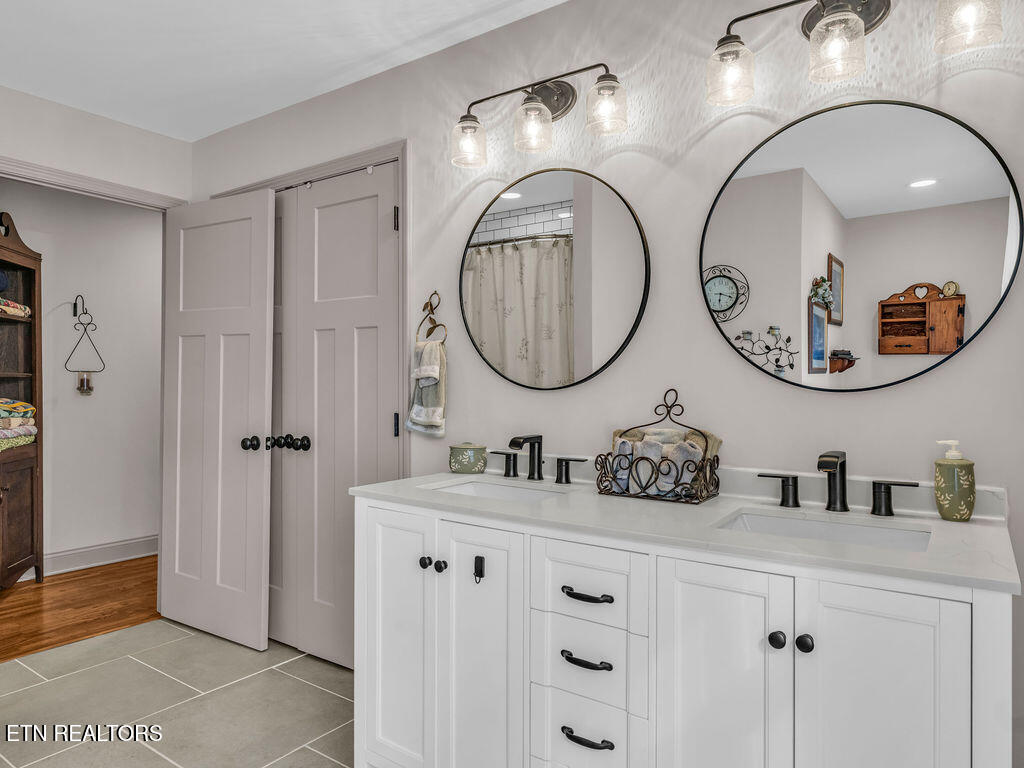 8016 Andersonville Pike Knoxville TN 37938