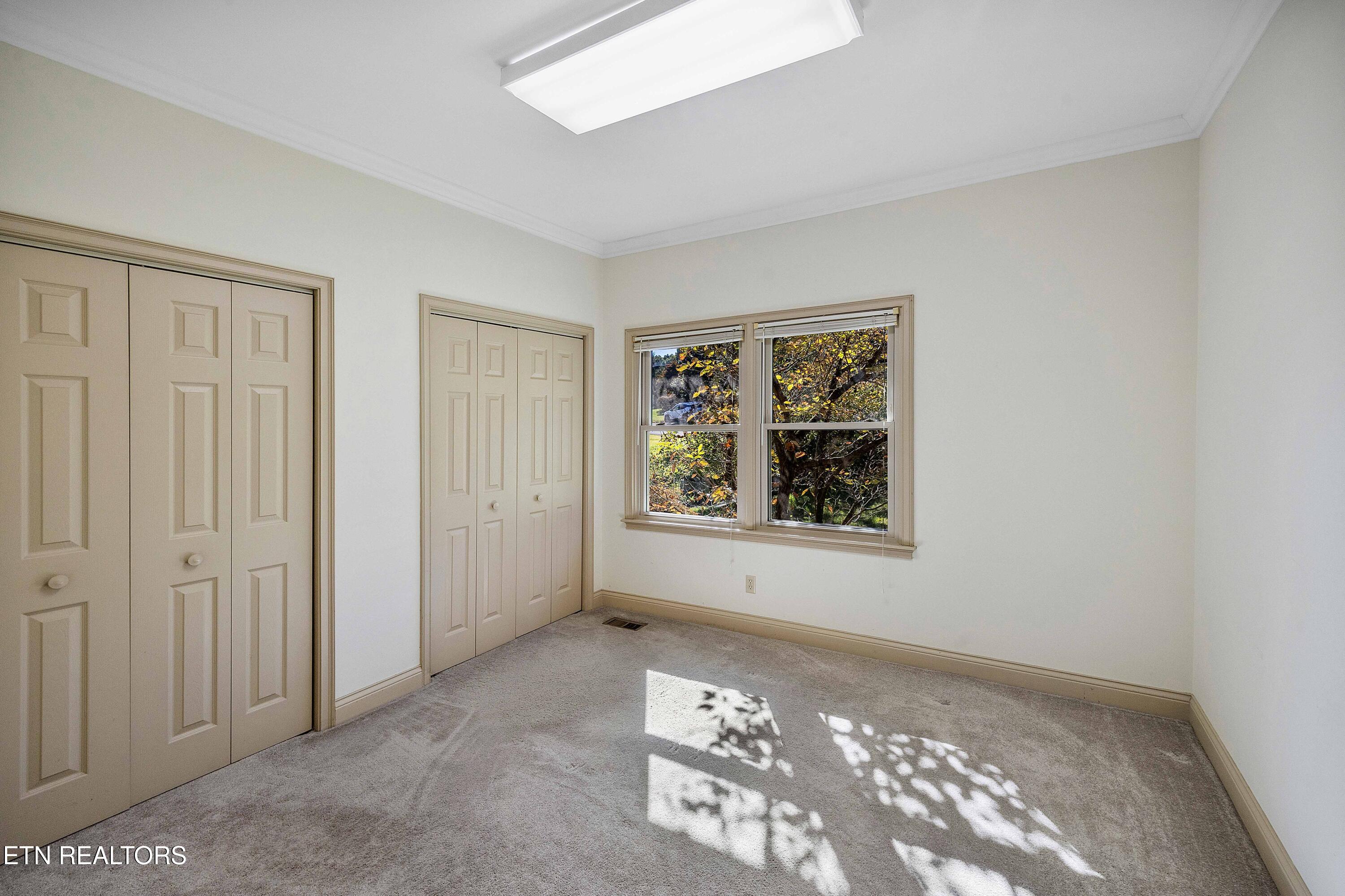 103 Farmington Place Clinton TN 37716