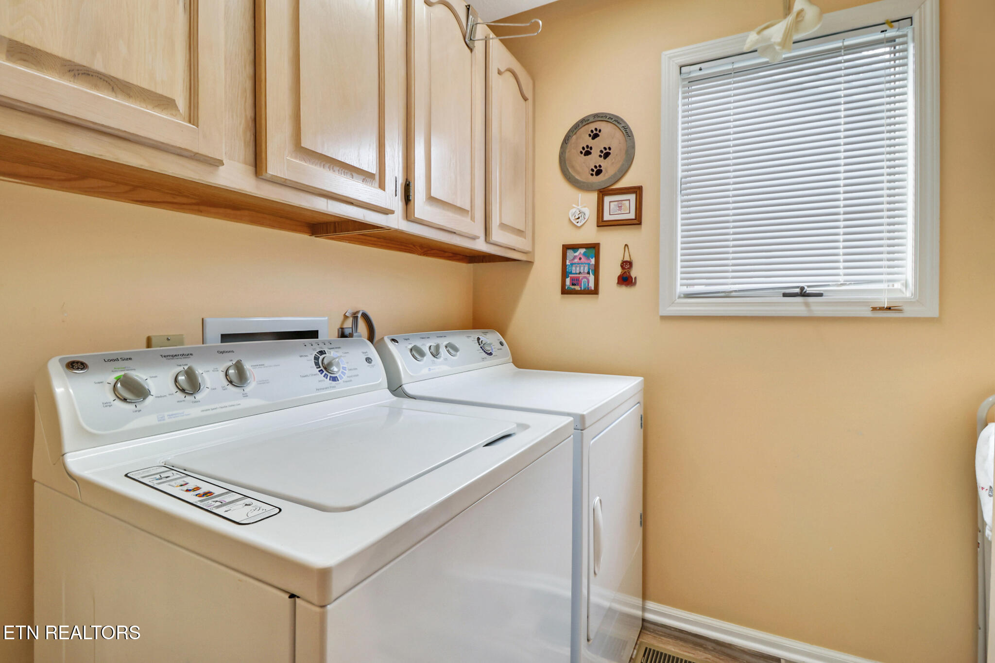 137 Shore Lane Fairfield Glade TN 38558