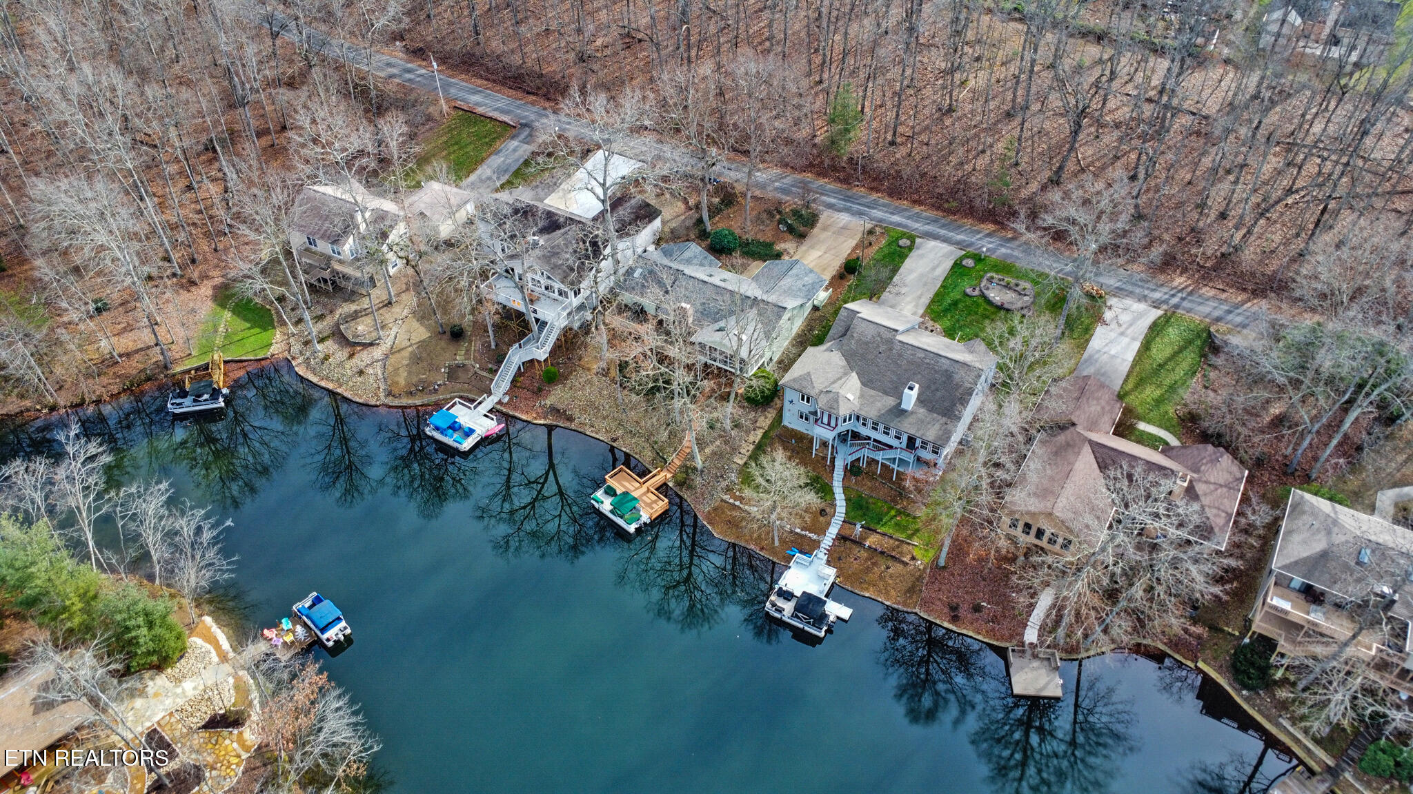 137 Shore Lane Fairfield Glade TN 38558