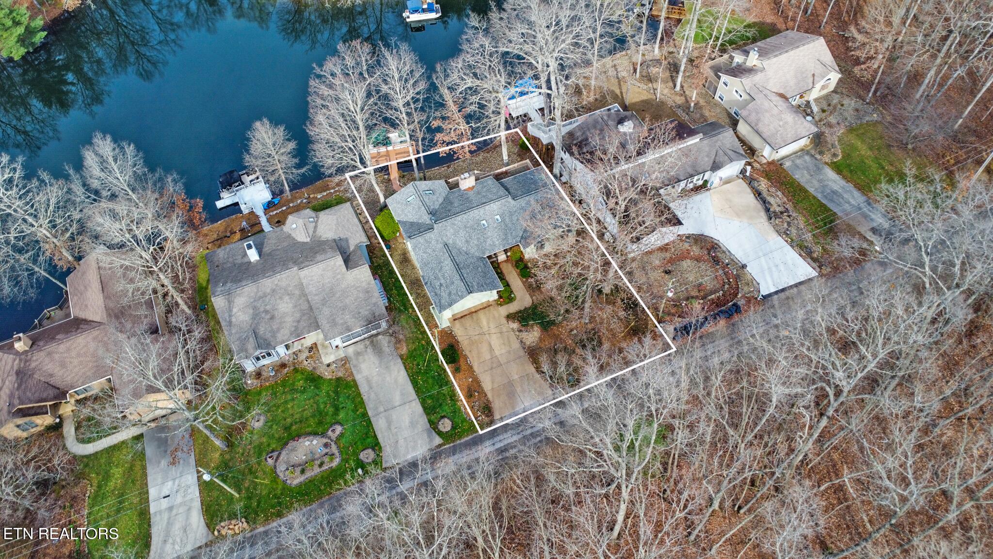 137 Shore Lane Fairfield Glade TN 38558
