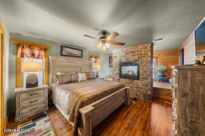 712 Still Hill Way Gatlinburg TN 37738